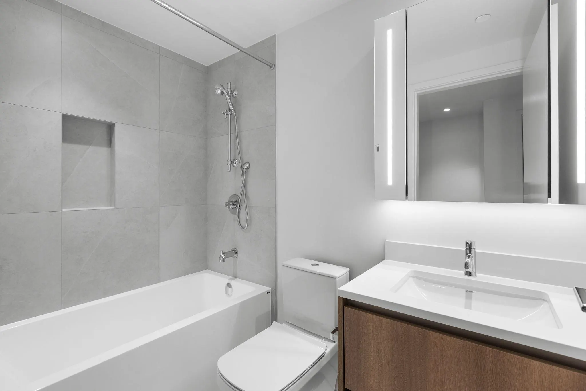 1502 720 Farrow Street