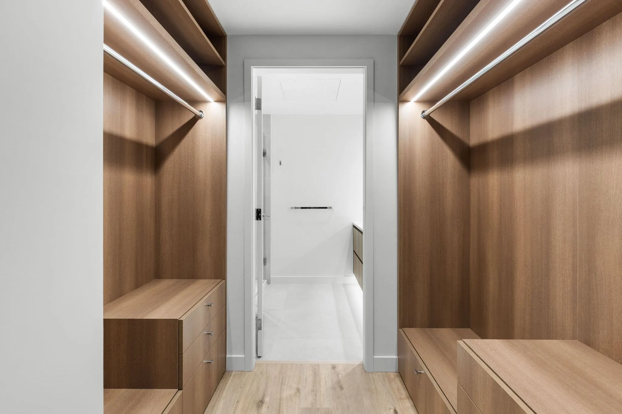 1502 720 Farrow Street