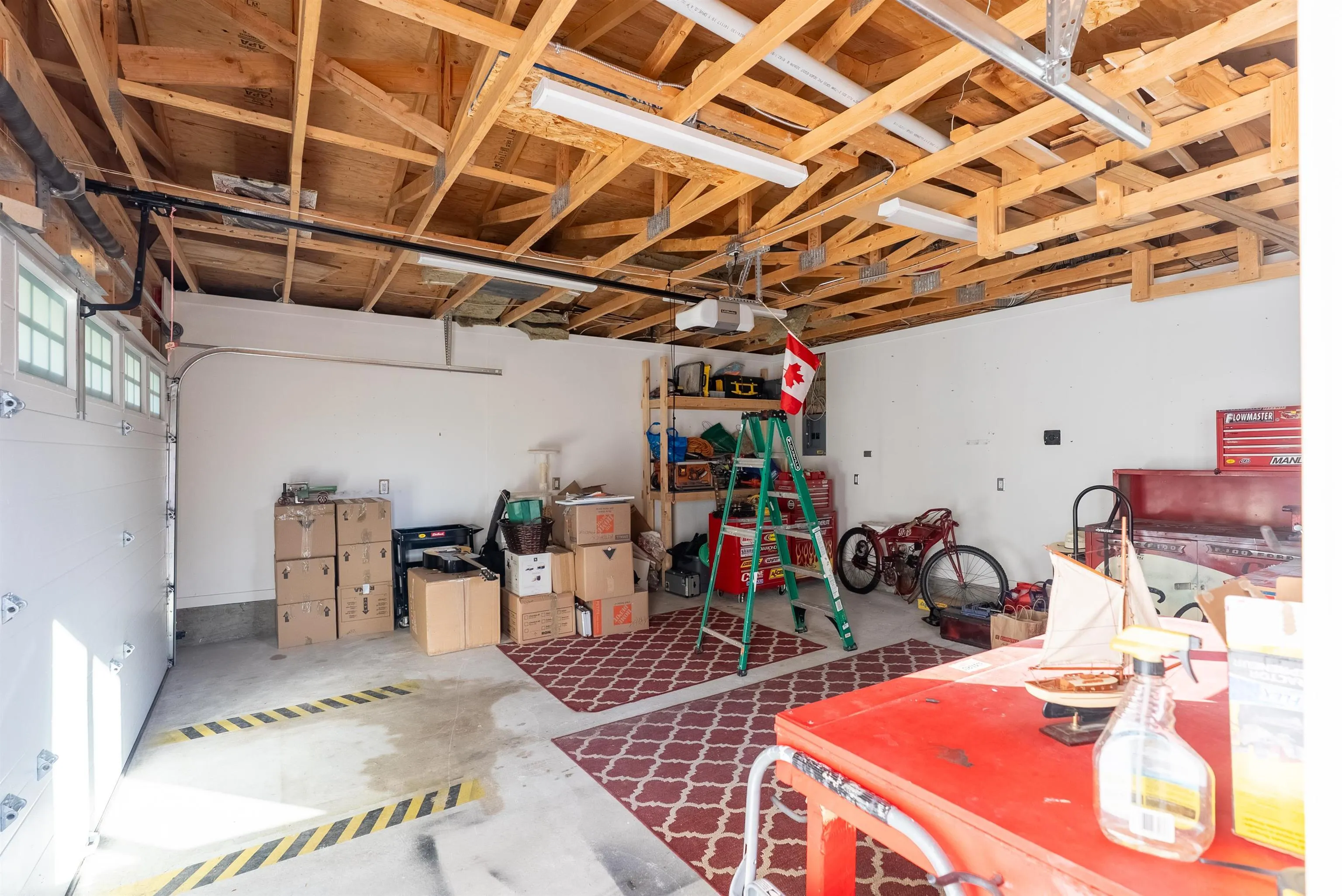 324 E 24th Street
