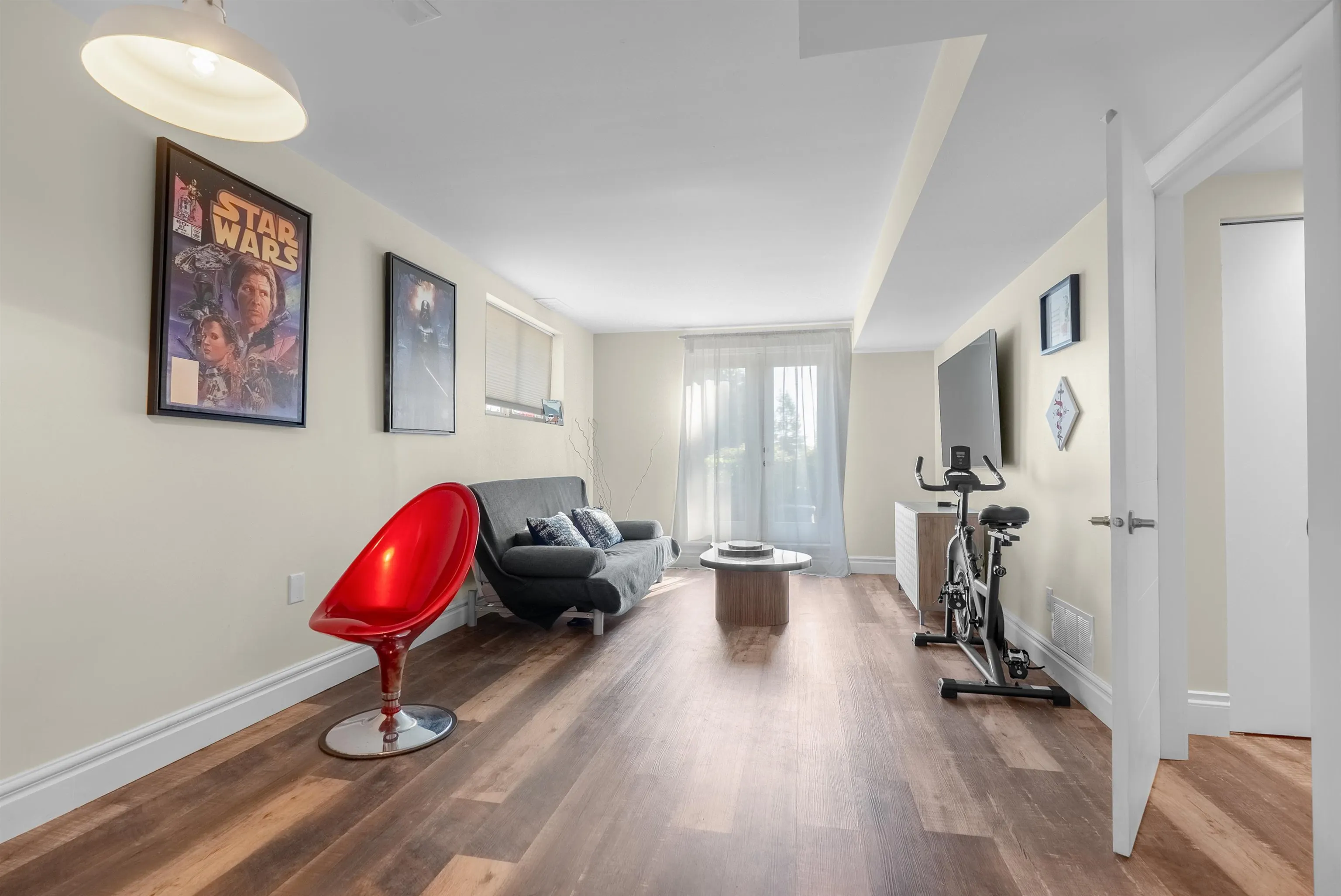 324 E 24th Street