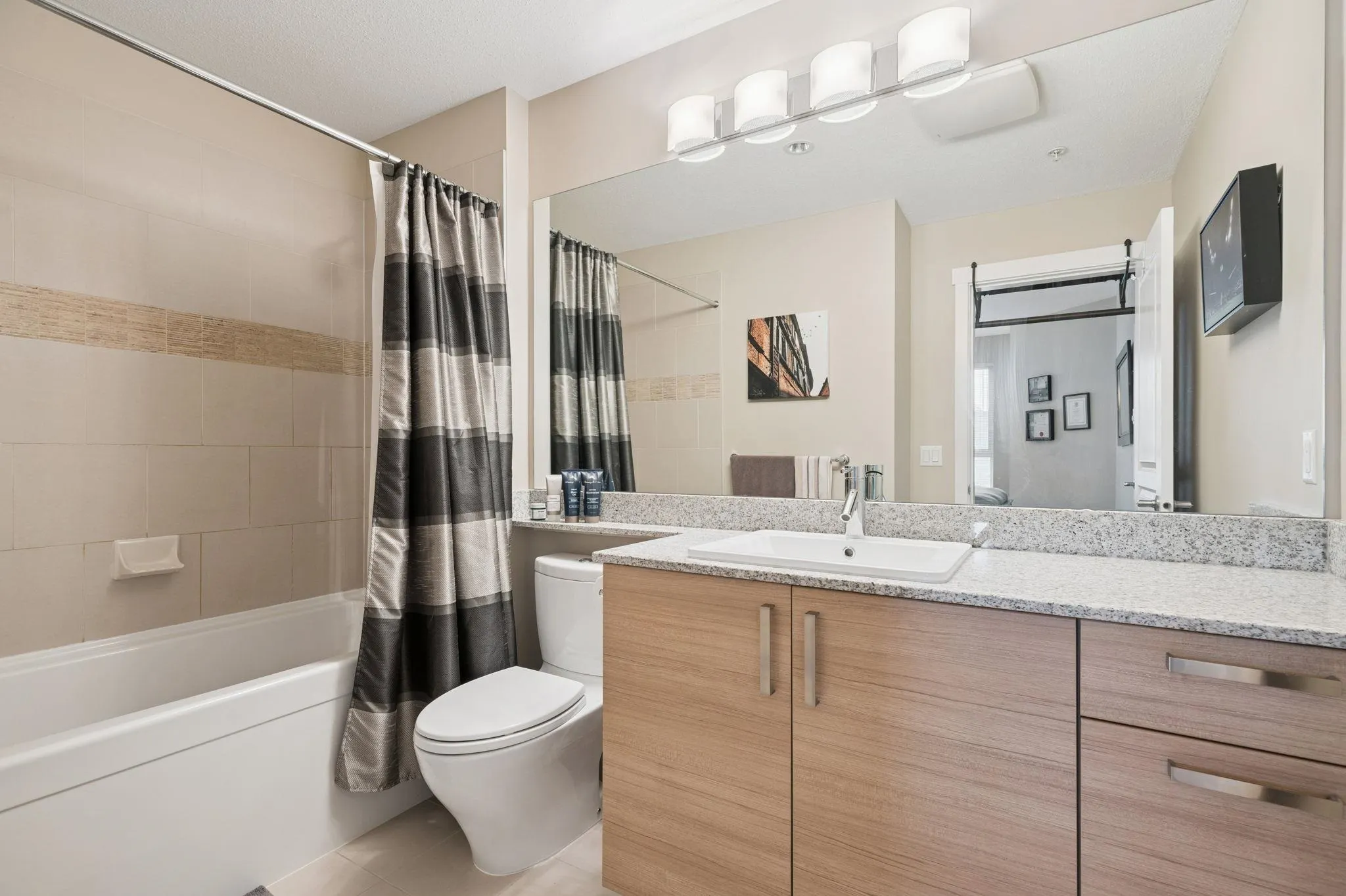 302 1150 Kensal Place