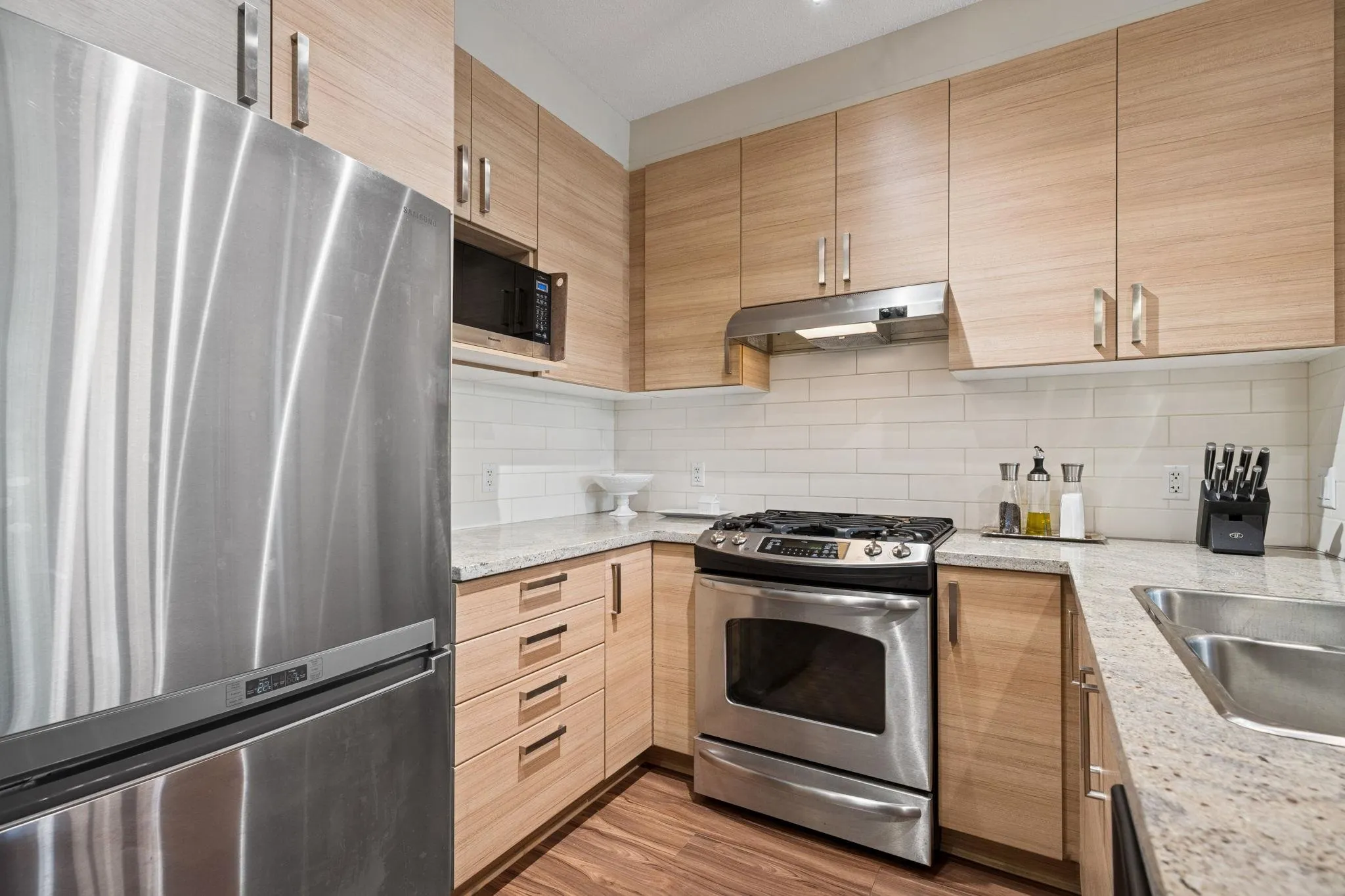 302 1150 Kensal Place