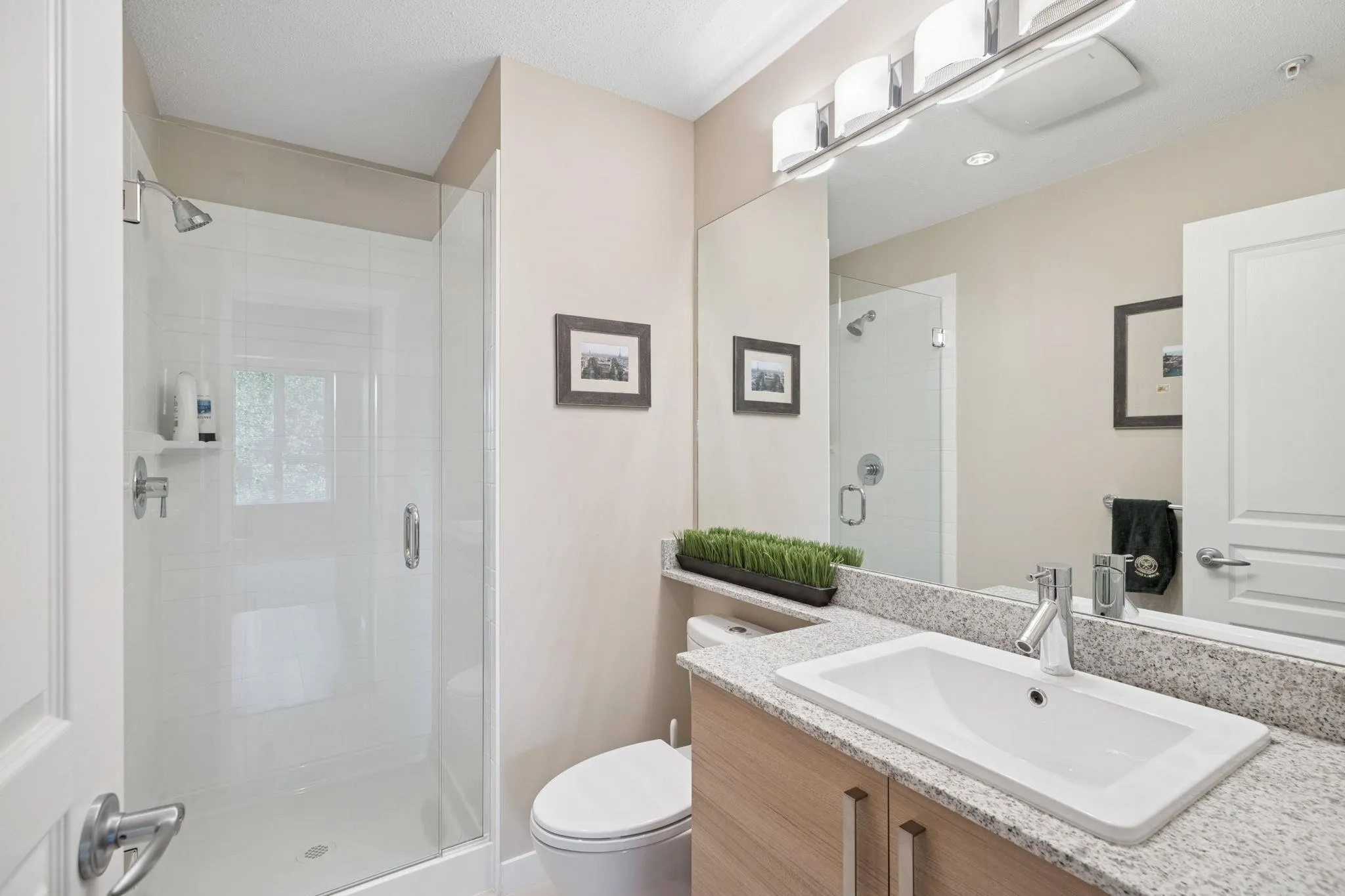 302 1150 Kensal Place