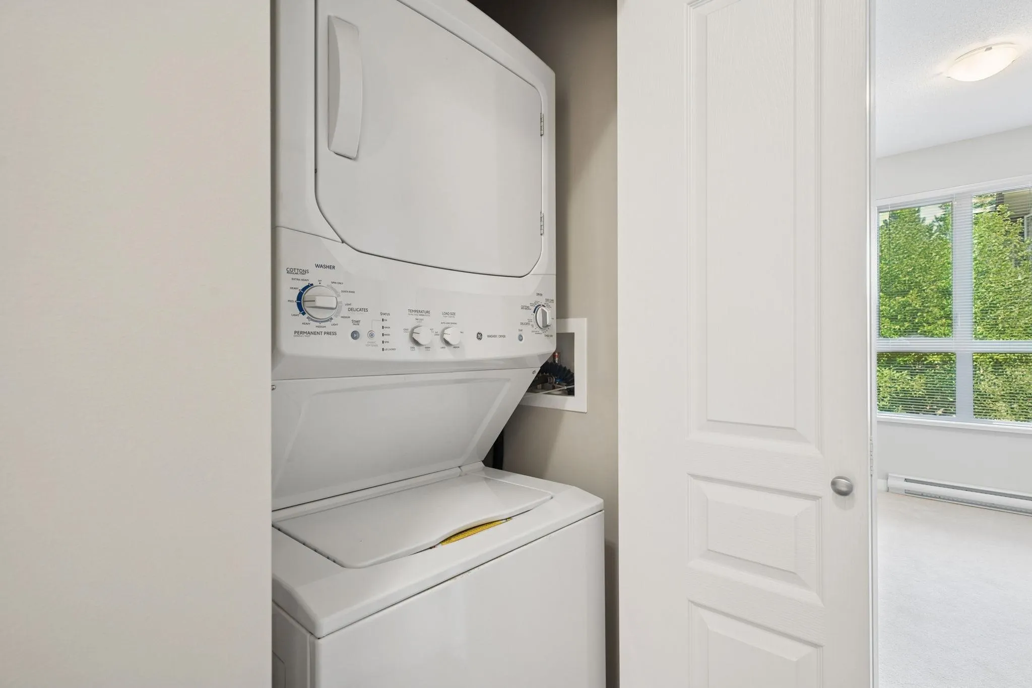 302 1150 Kensal Place