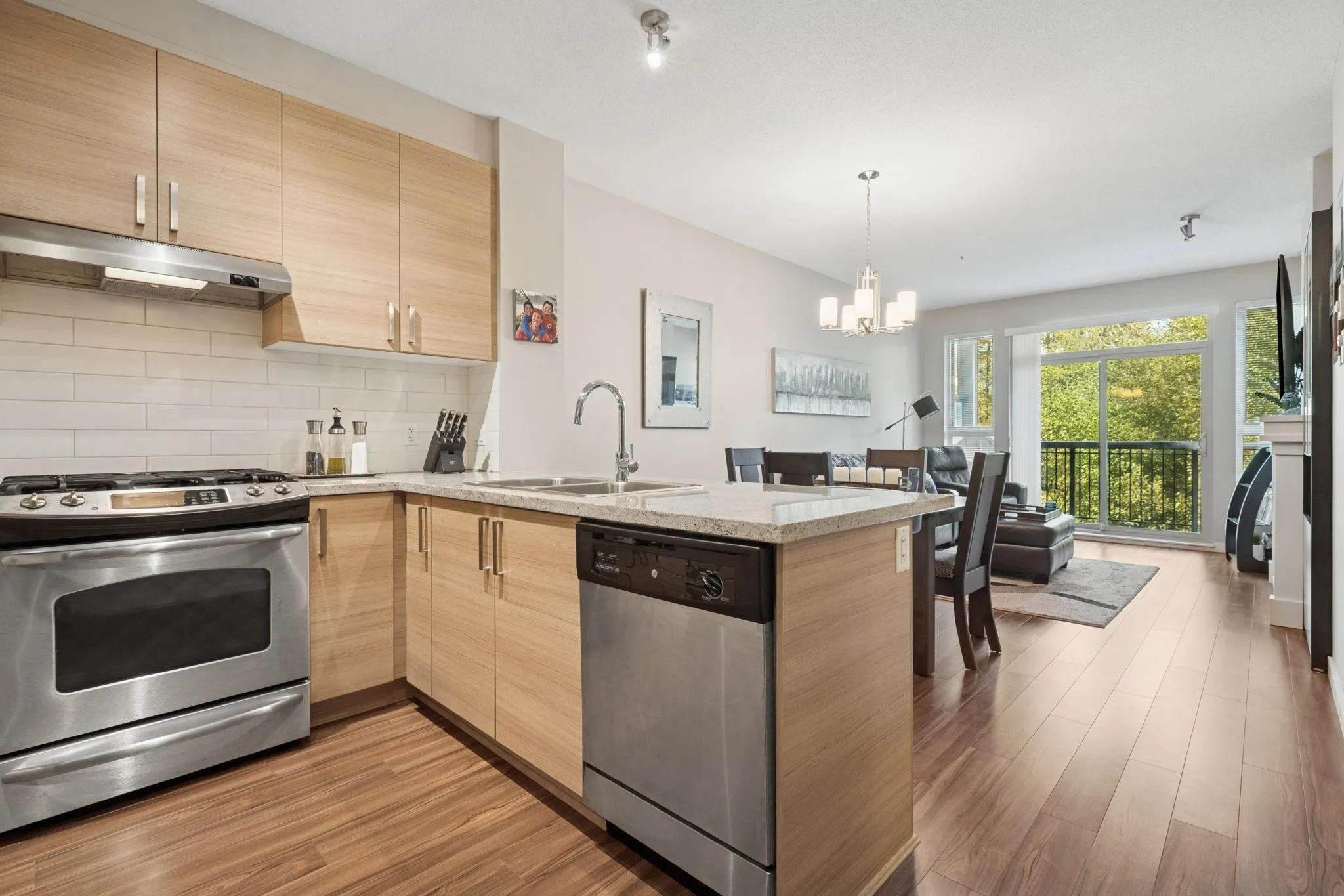 302 1150 Kensal Place