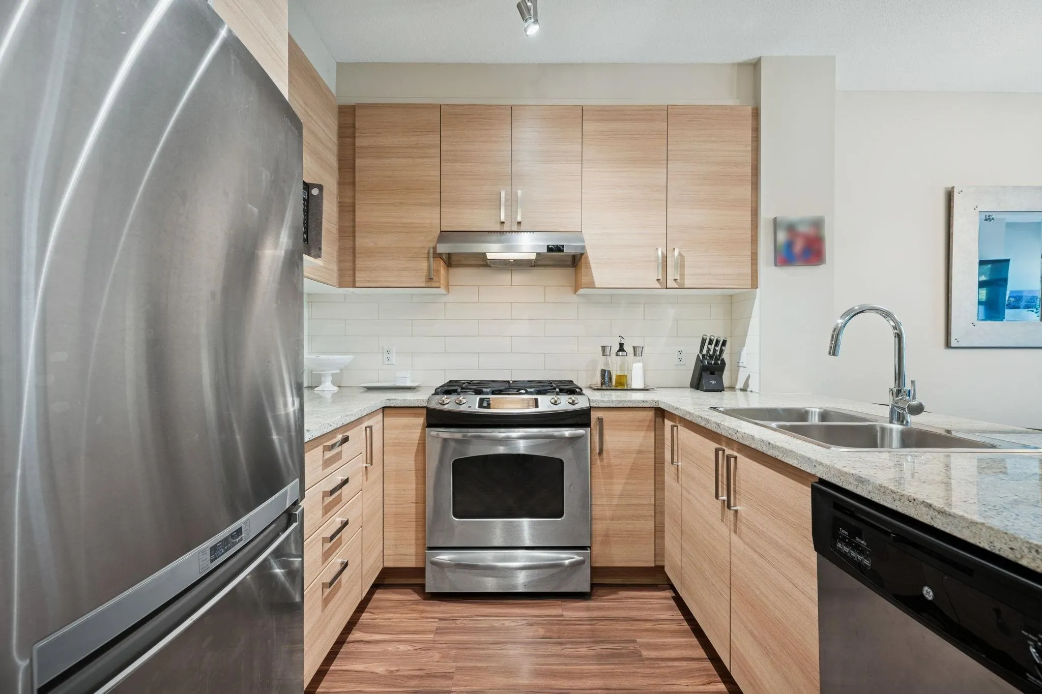 302 1150 Kensal Place