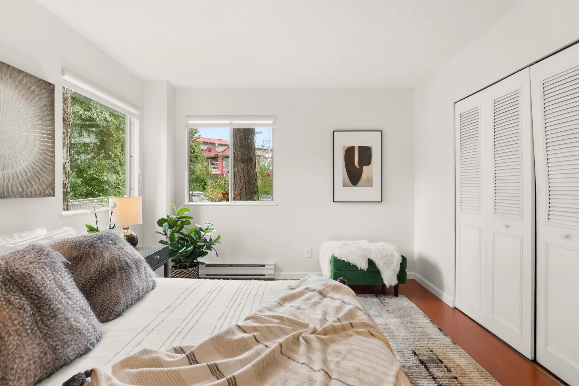 210 1508 Mariner Walk