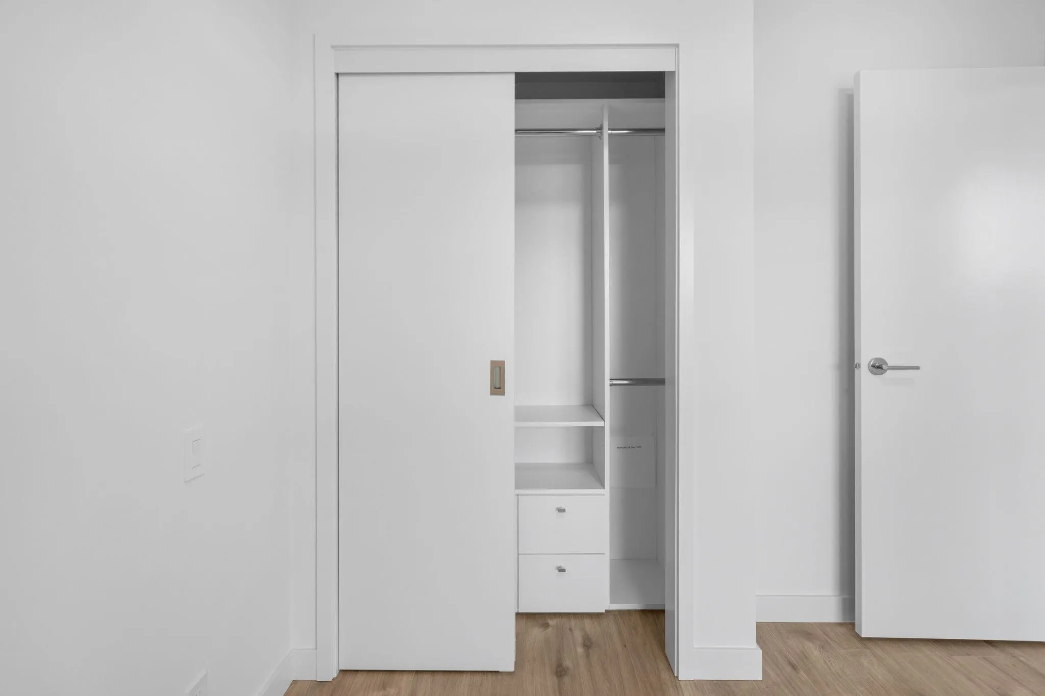 3901 720 Farrow Street