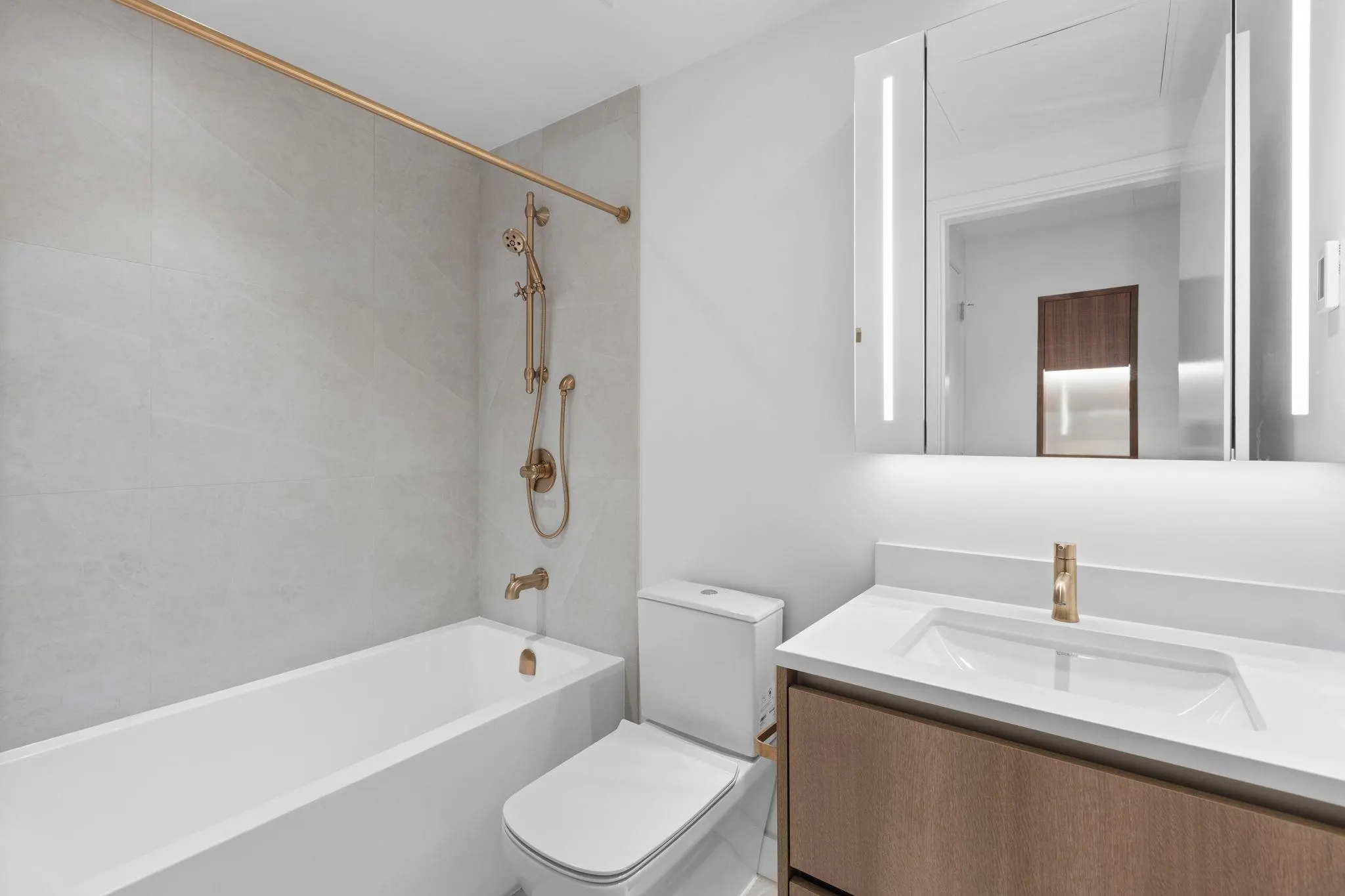 3901 720 Farrow Street