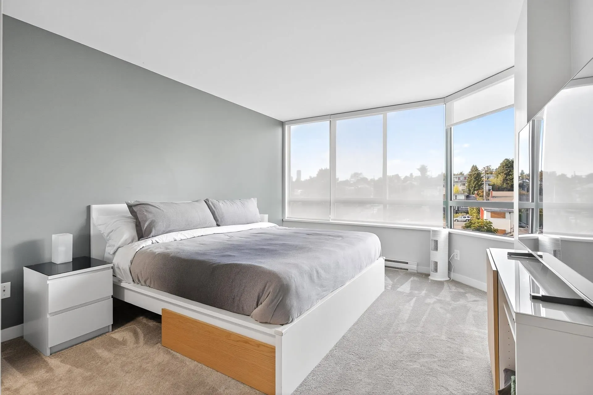 706 121 Tenth Street