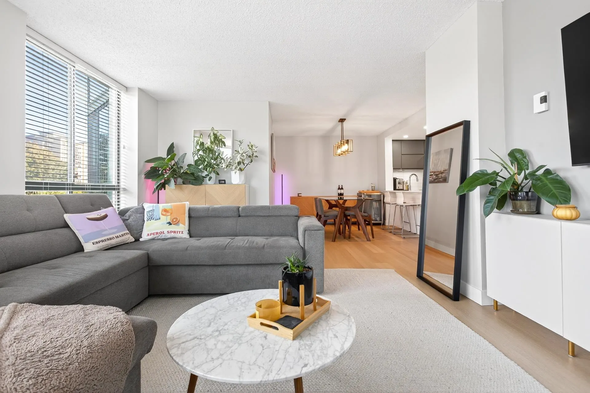 706 121 Tenth Street