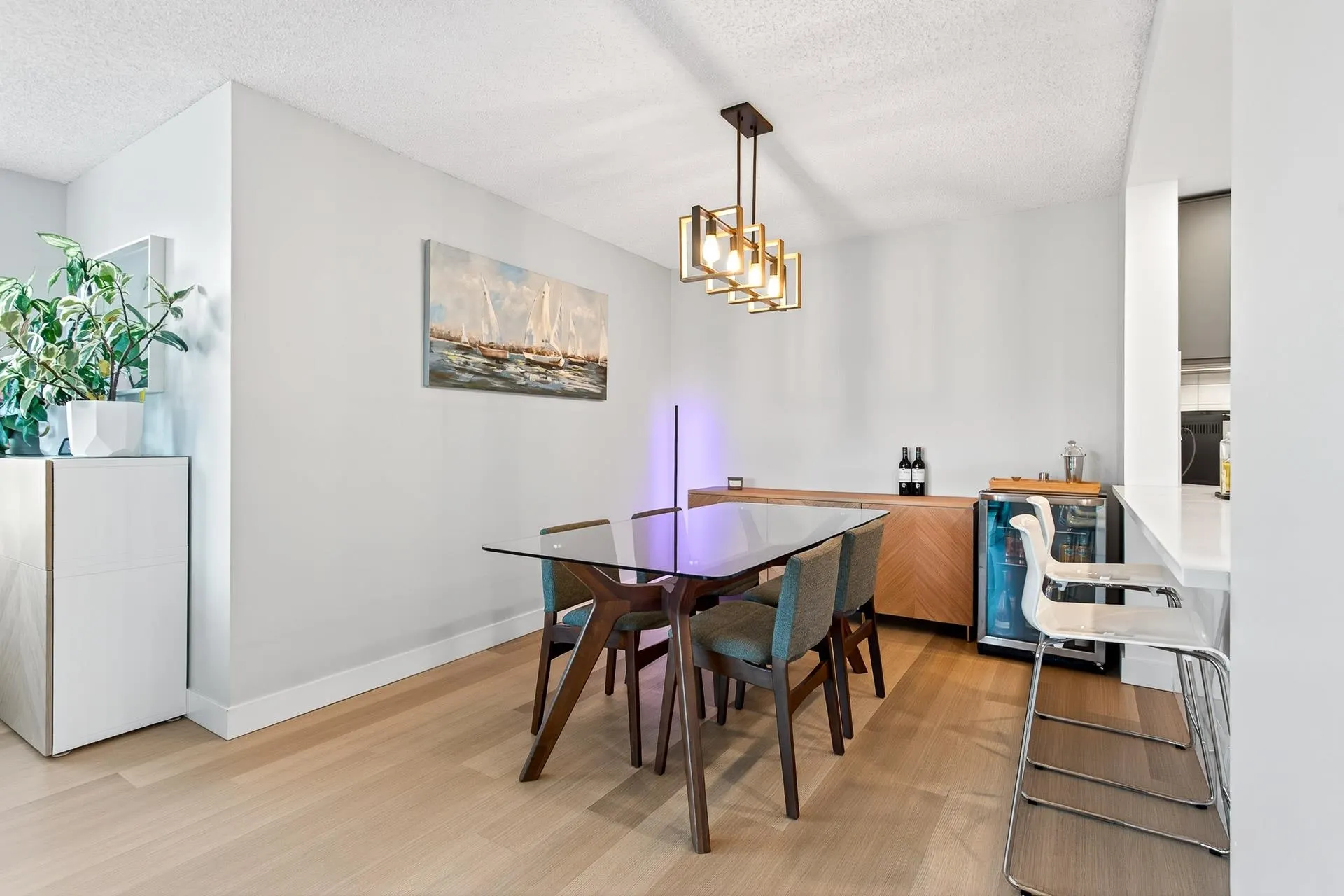 706 121 Tenth Street