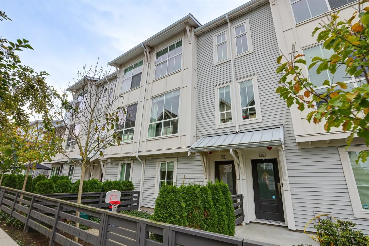 59 4656 Orca Way