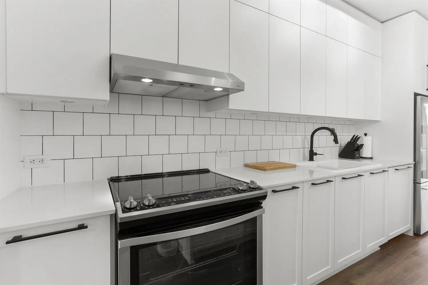 59 4656 Orca Way
