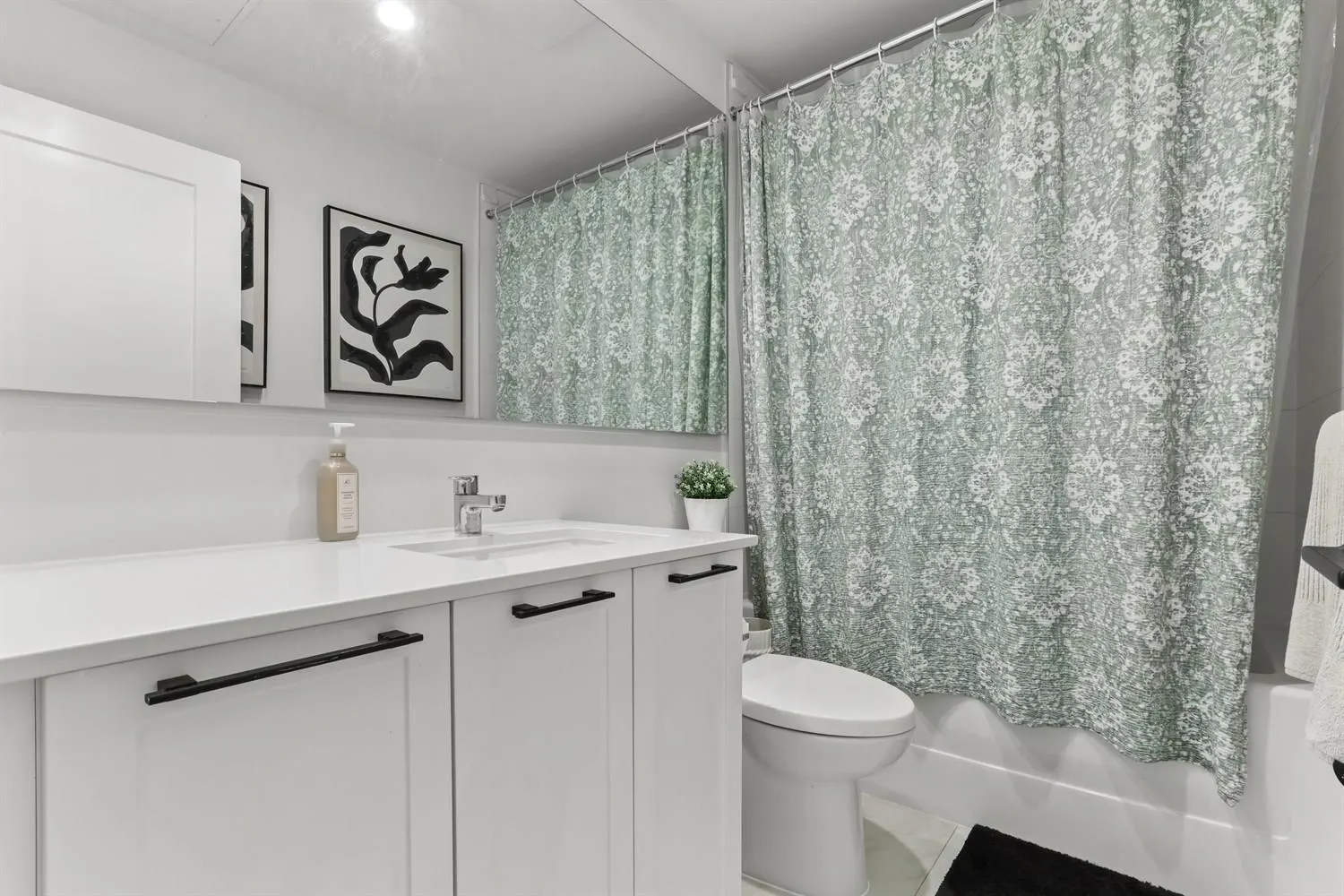 59 4656 Orca Way