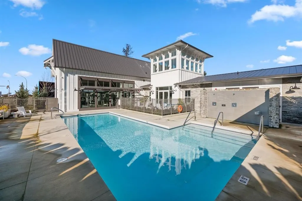 59 4656 Orca Way