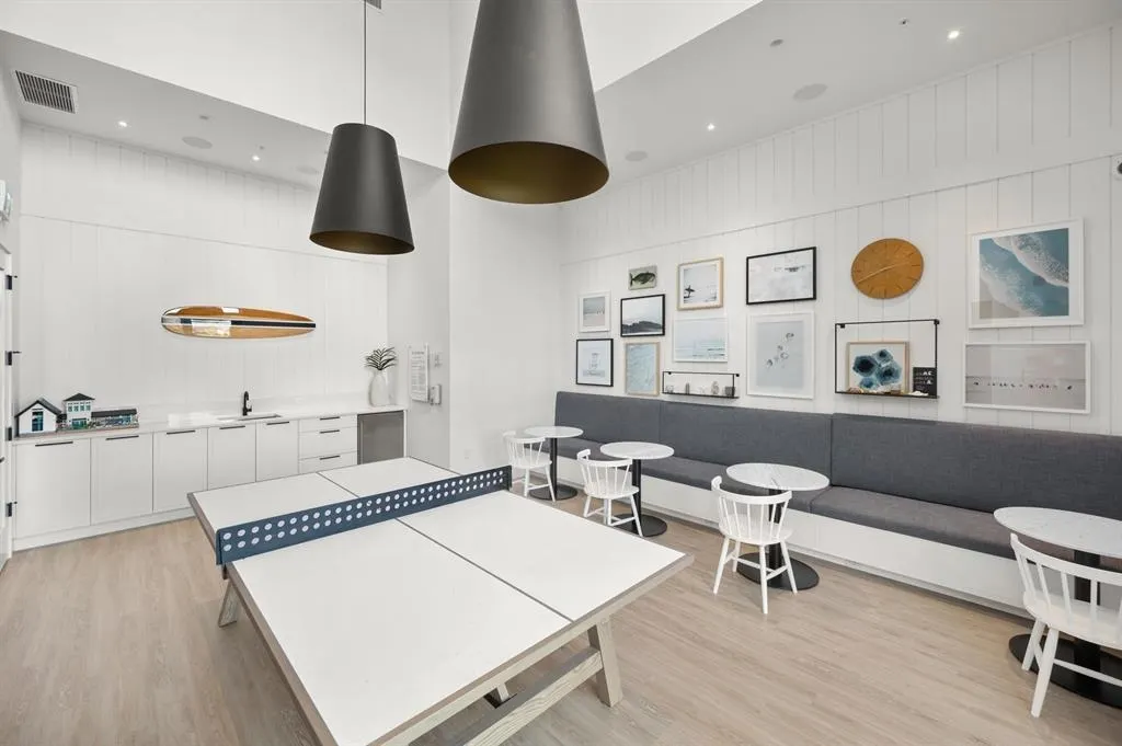 59 4656 Orca Way