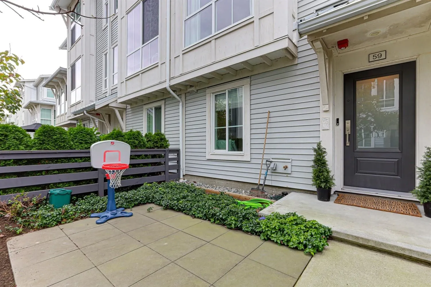 59 4656 Orca Way