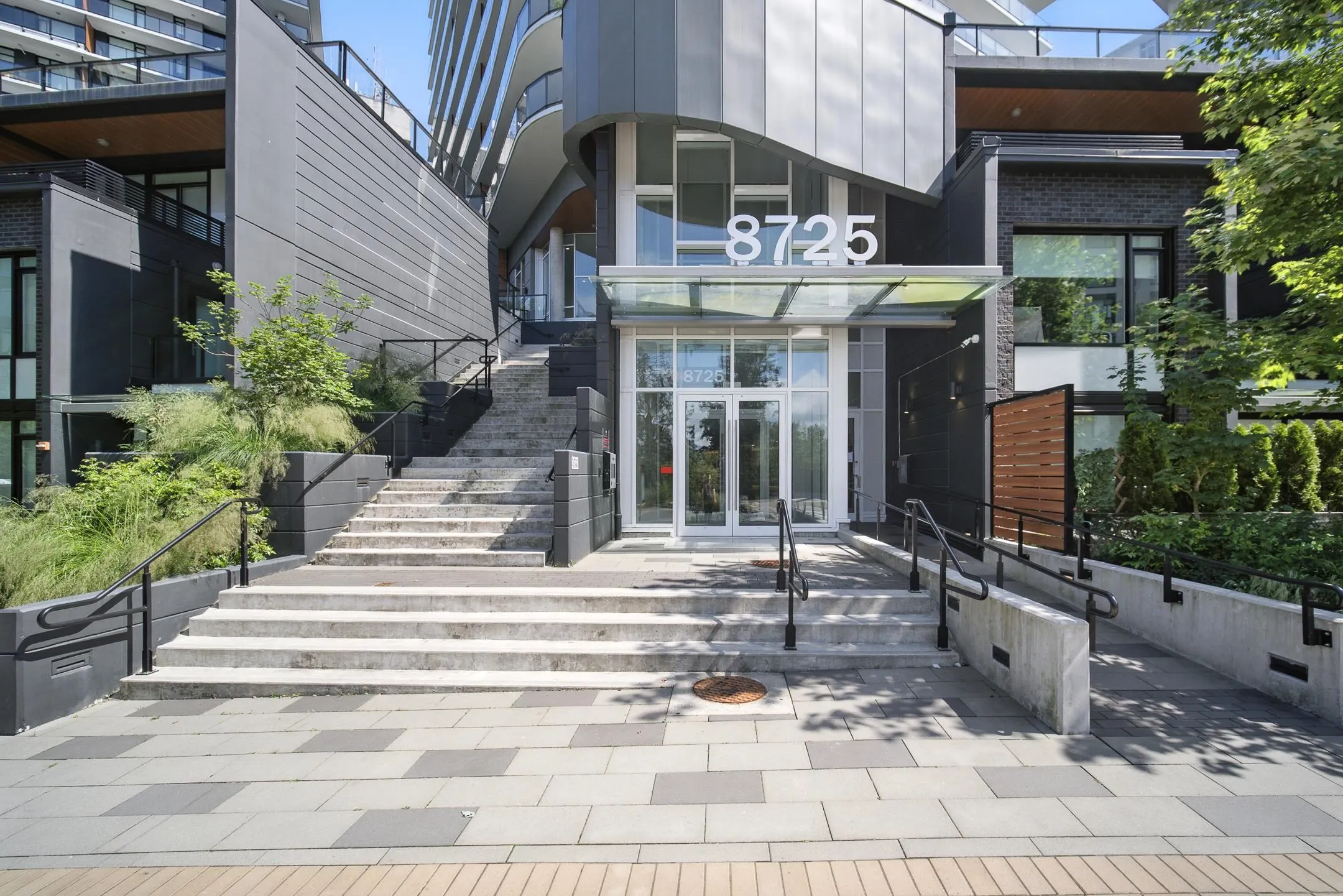 1106 8725 University Crescent