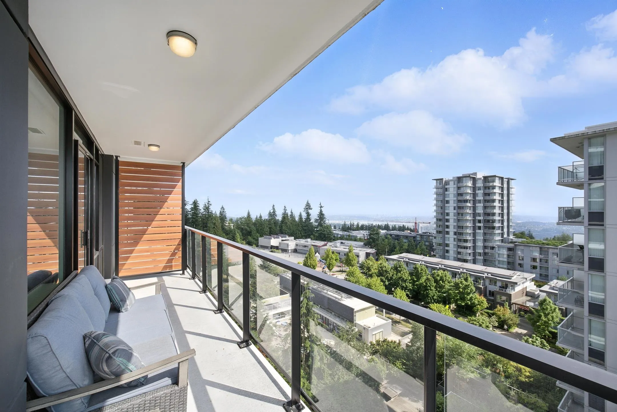 1106 8725 University Crescent
