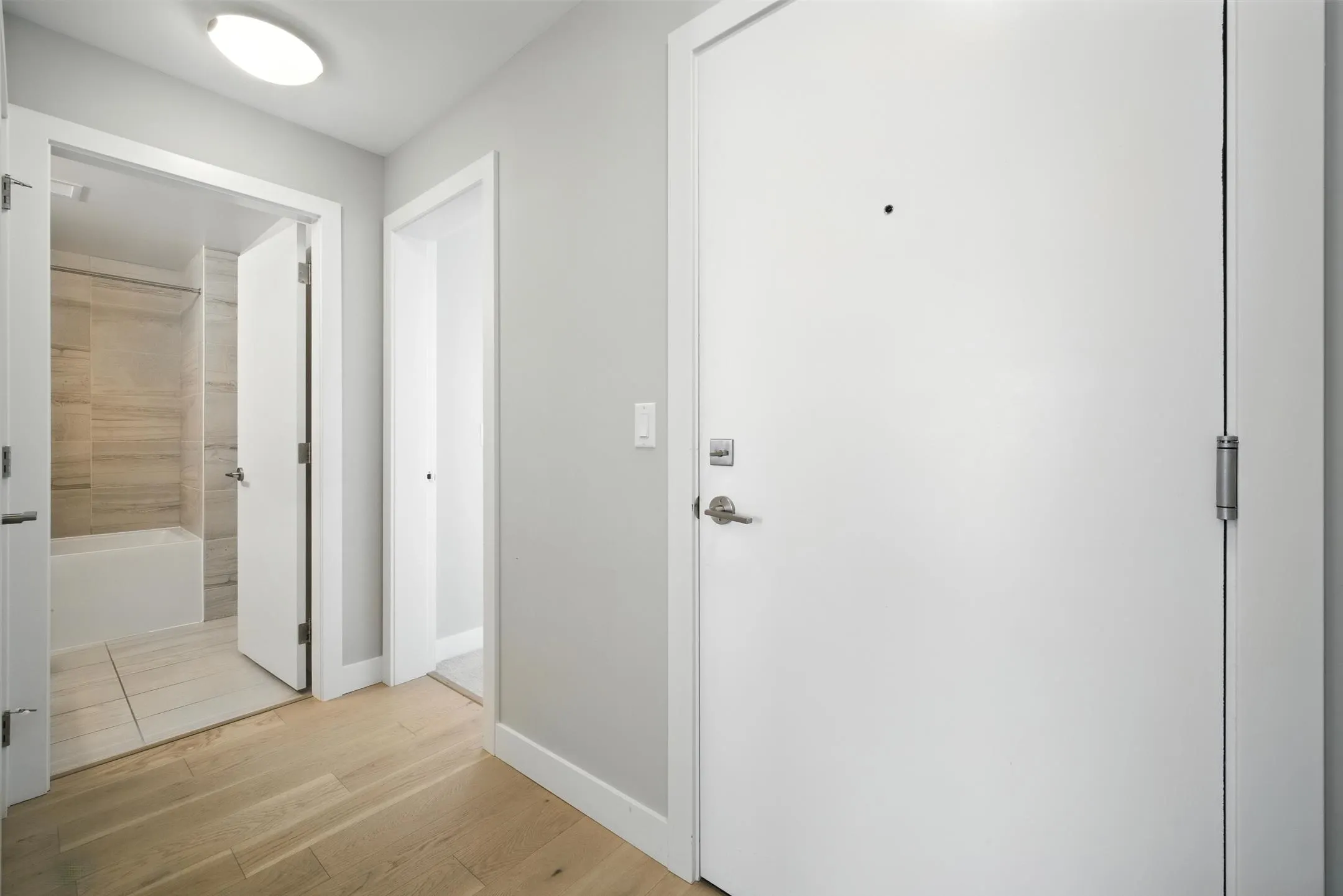 1106 8725 University Crescent