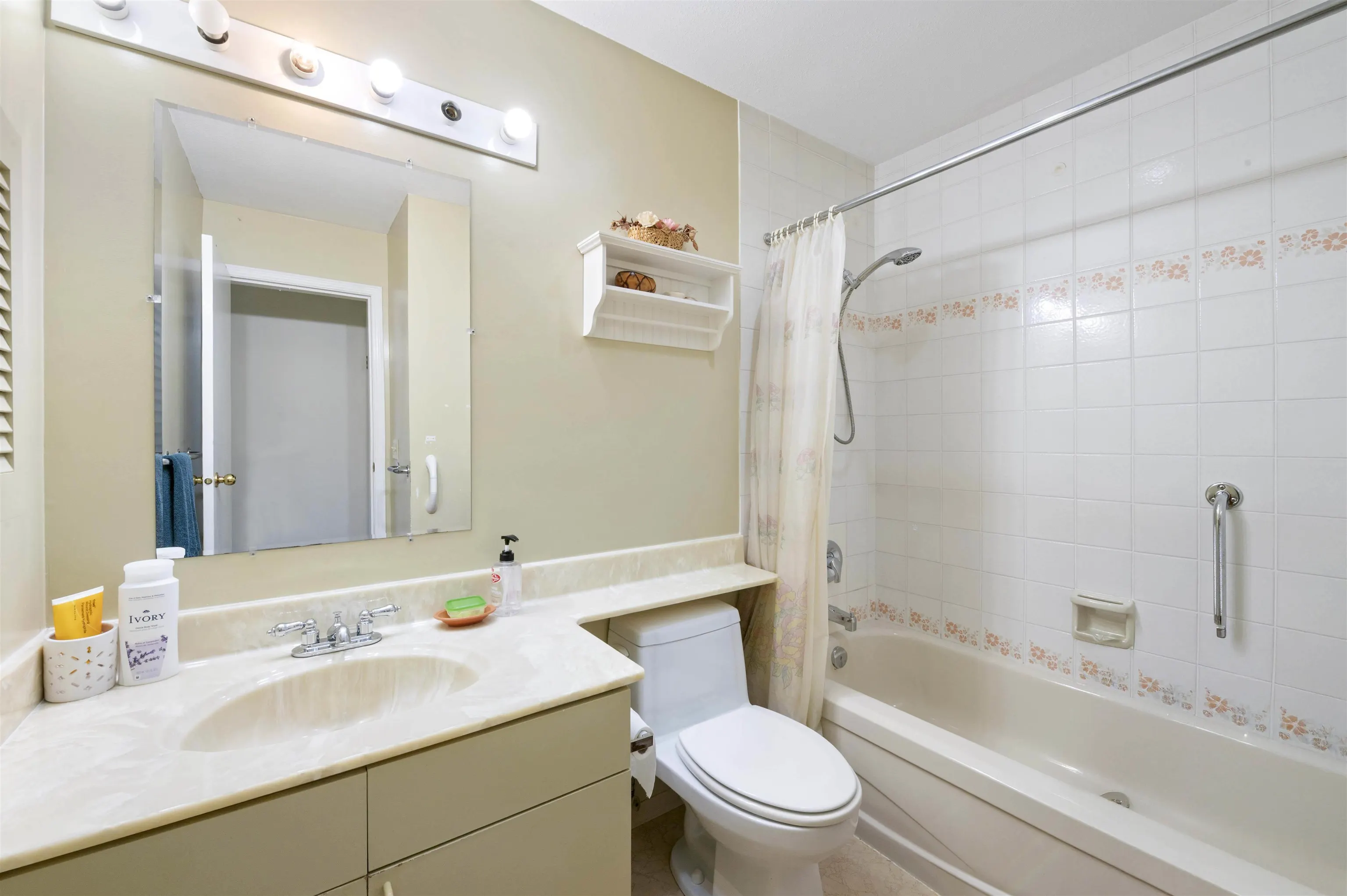 133 12233 92 Avenue