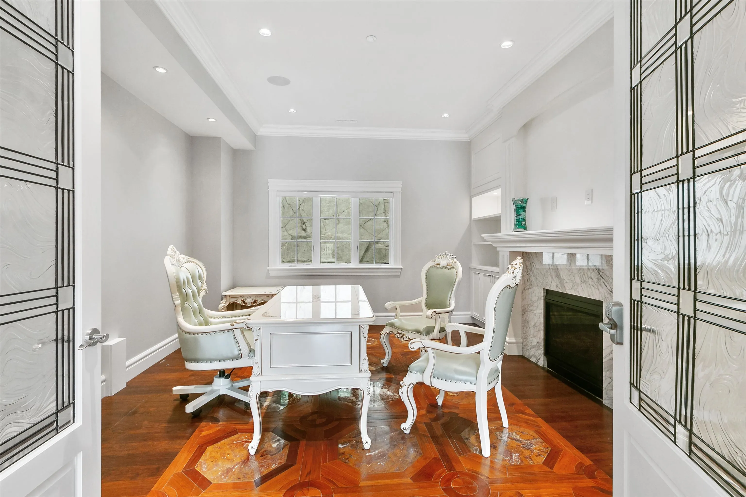 735 St. Andrews Road