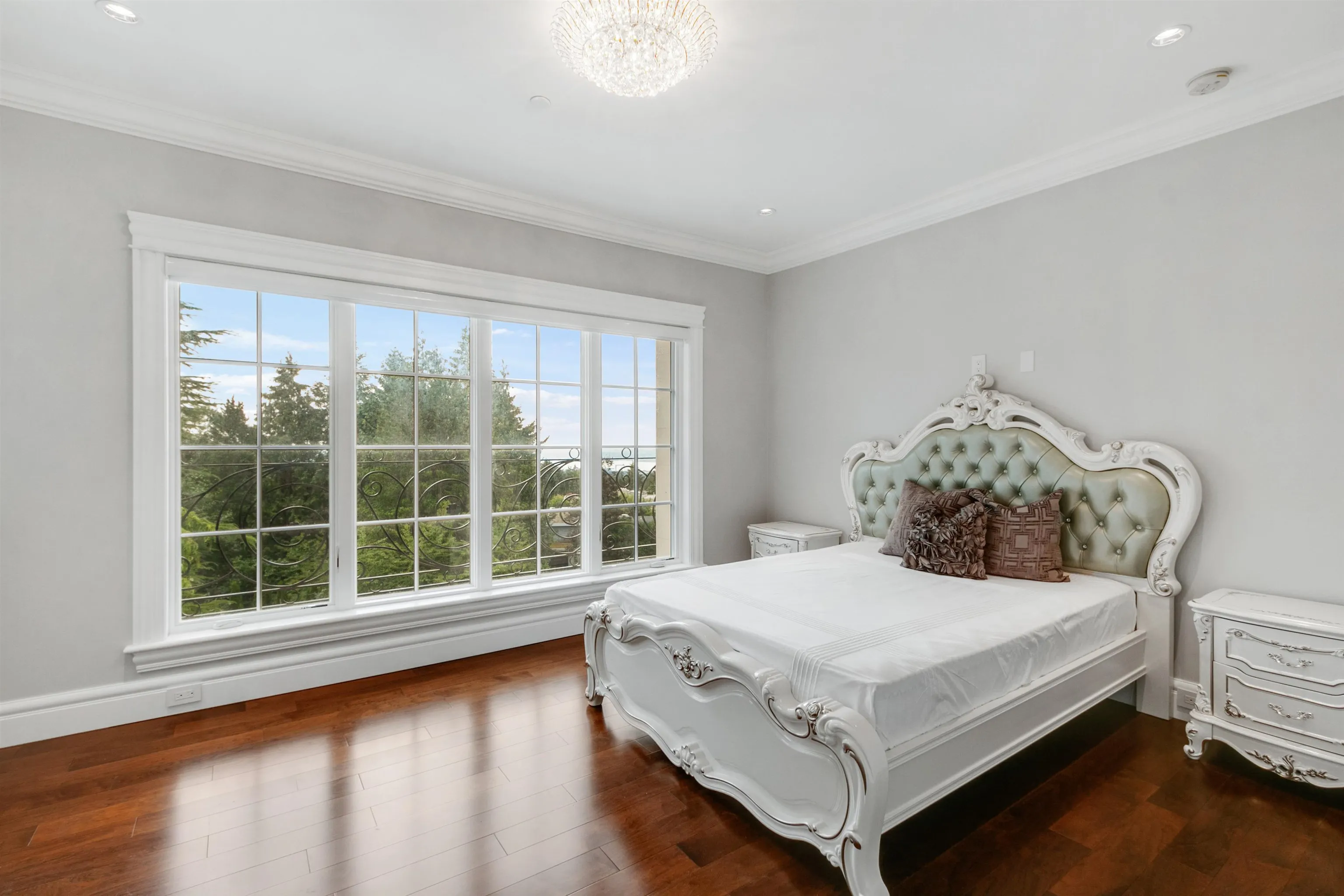 735 St. Andrews Road