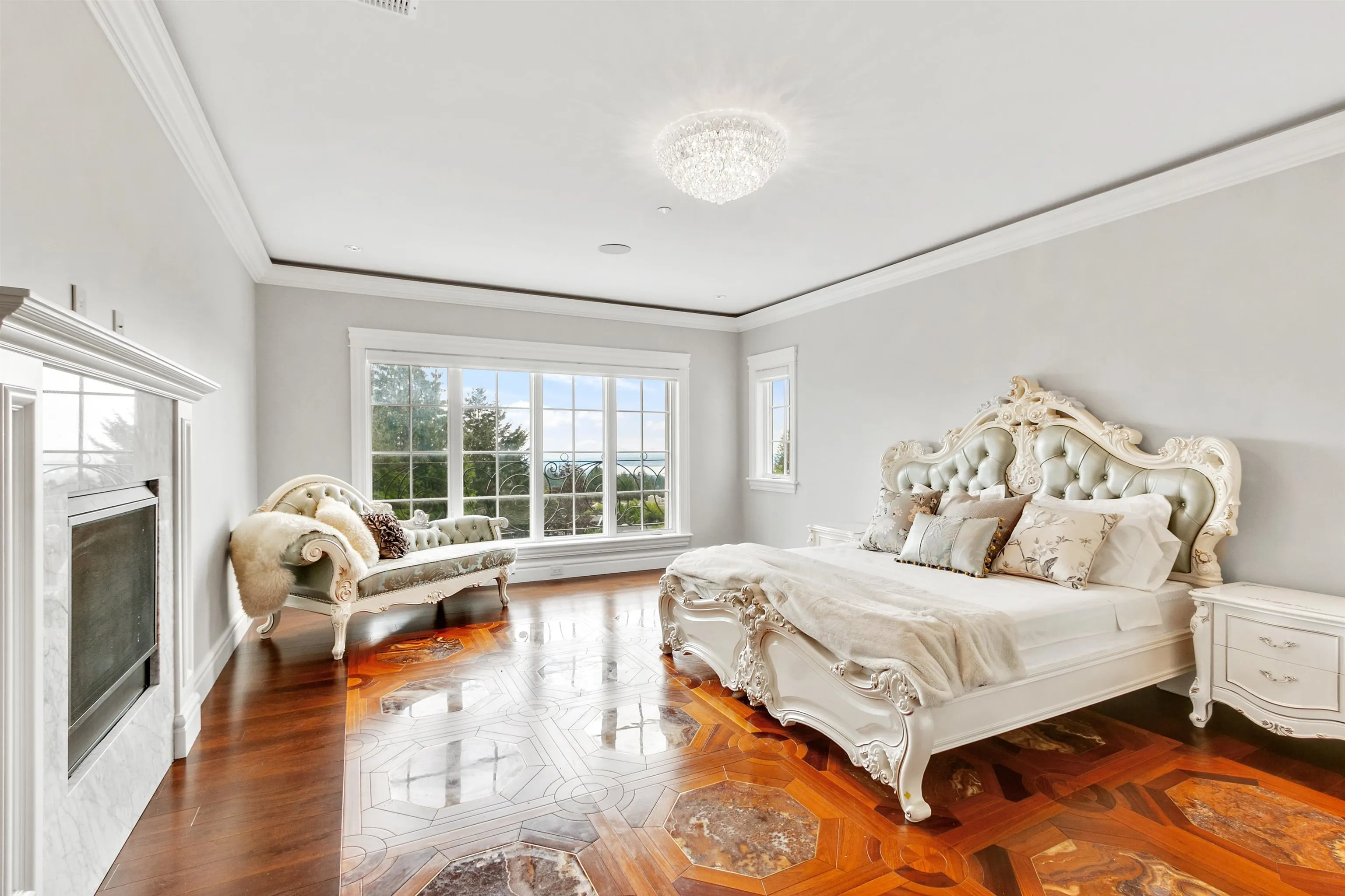 735 St. Andrews Road