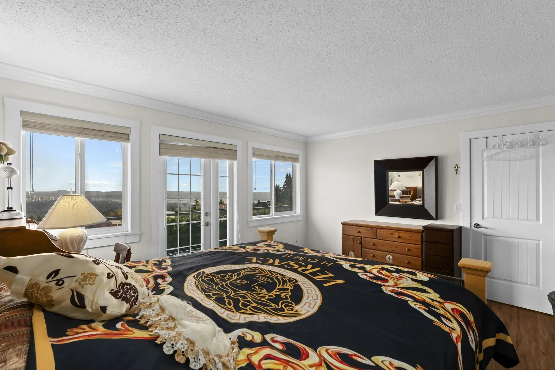 661 Andover Crescent