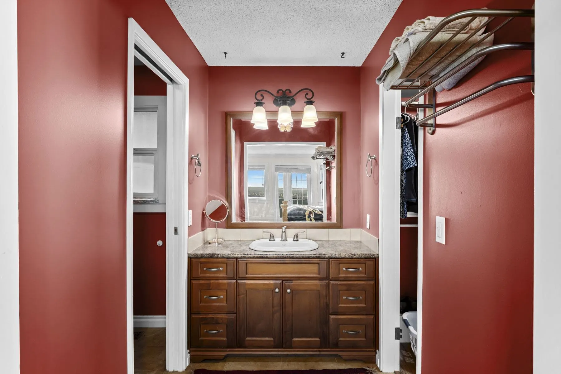 661 Andover Crescent