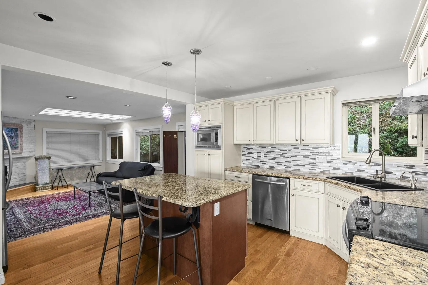 661 Andover Crescent