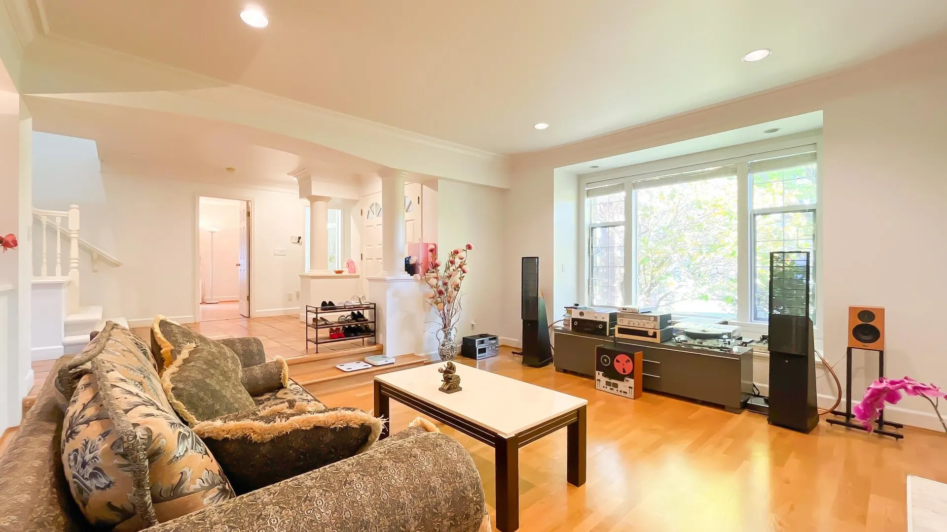 5605 Dewdney Court