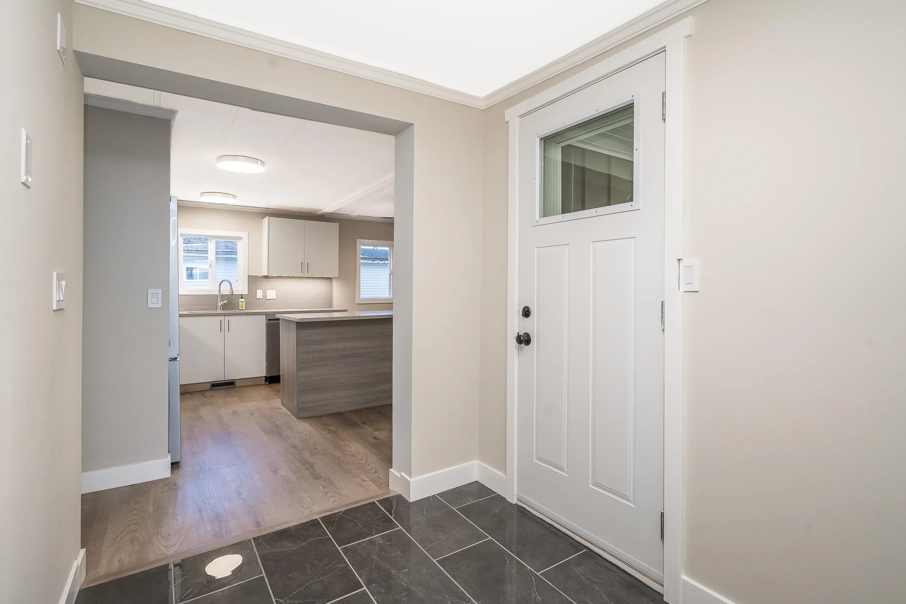 9 43201 Lougheed Highway