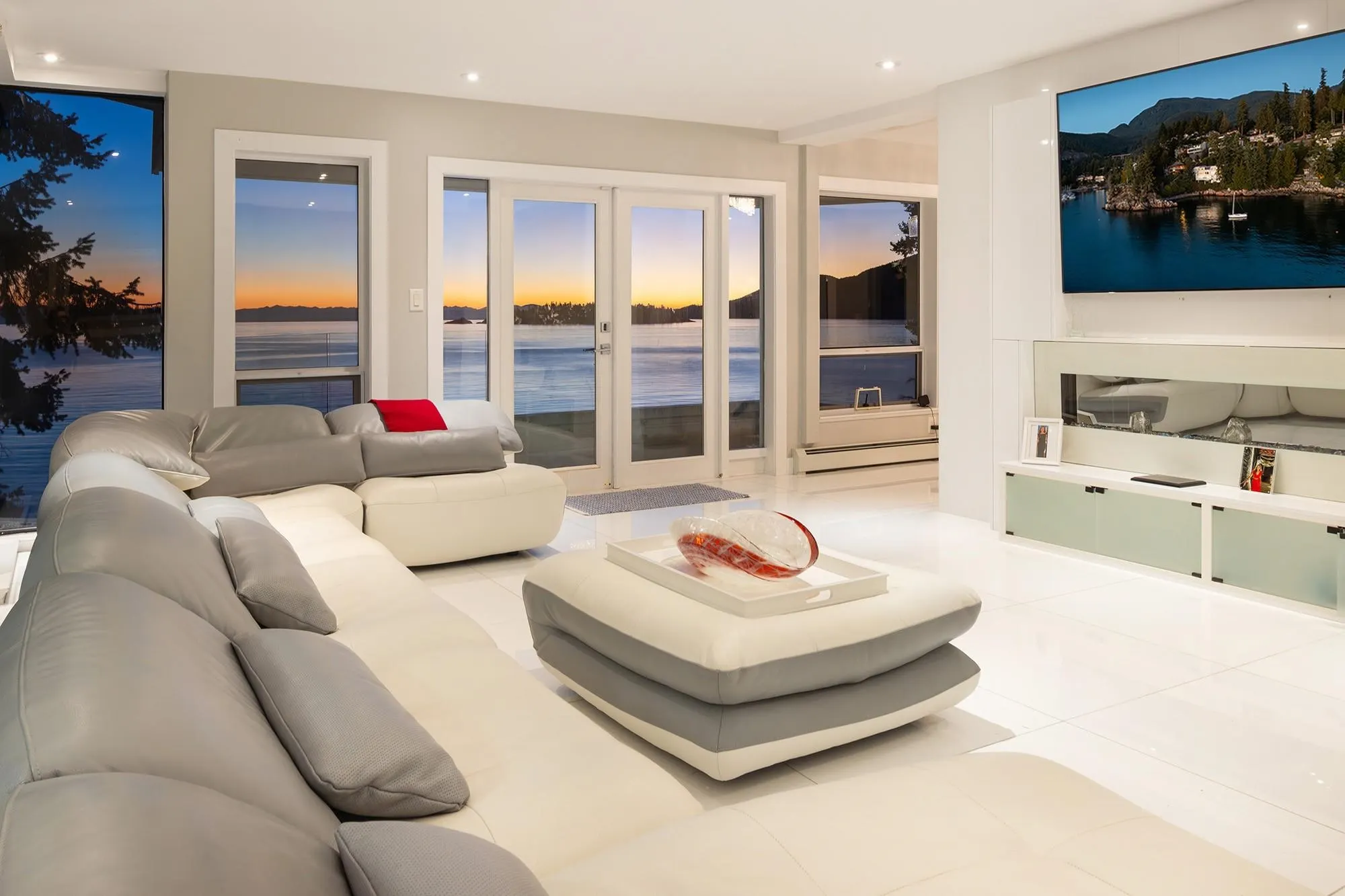 5530 Parthenon Place