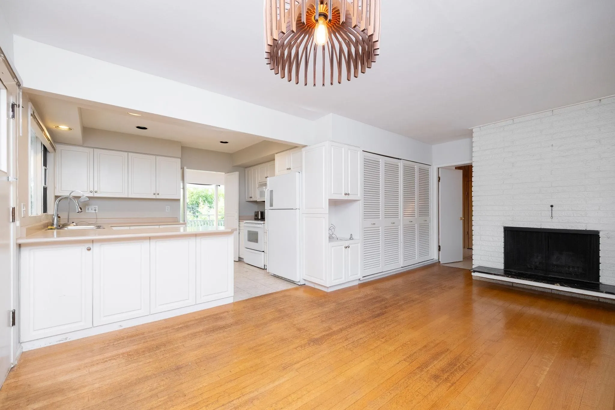 775 Southborough Drive