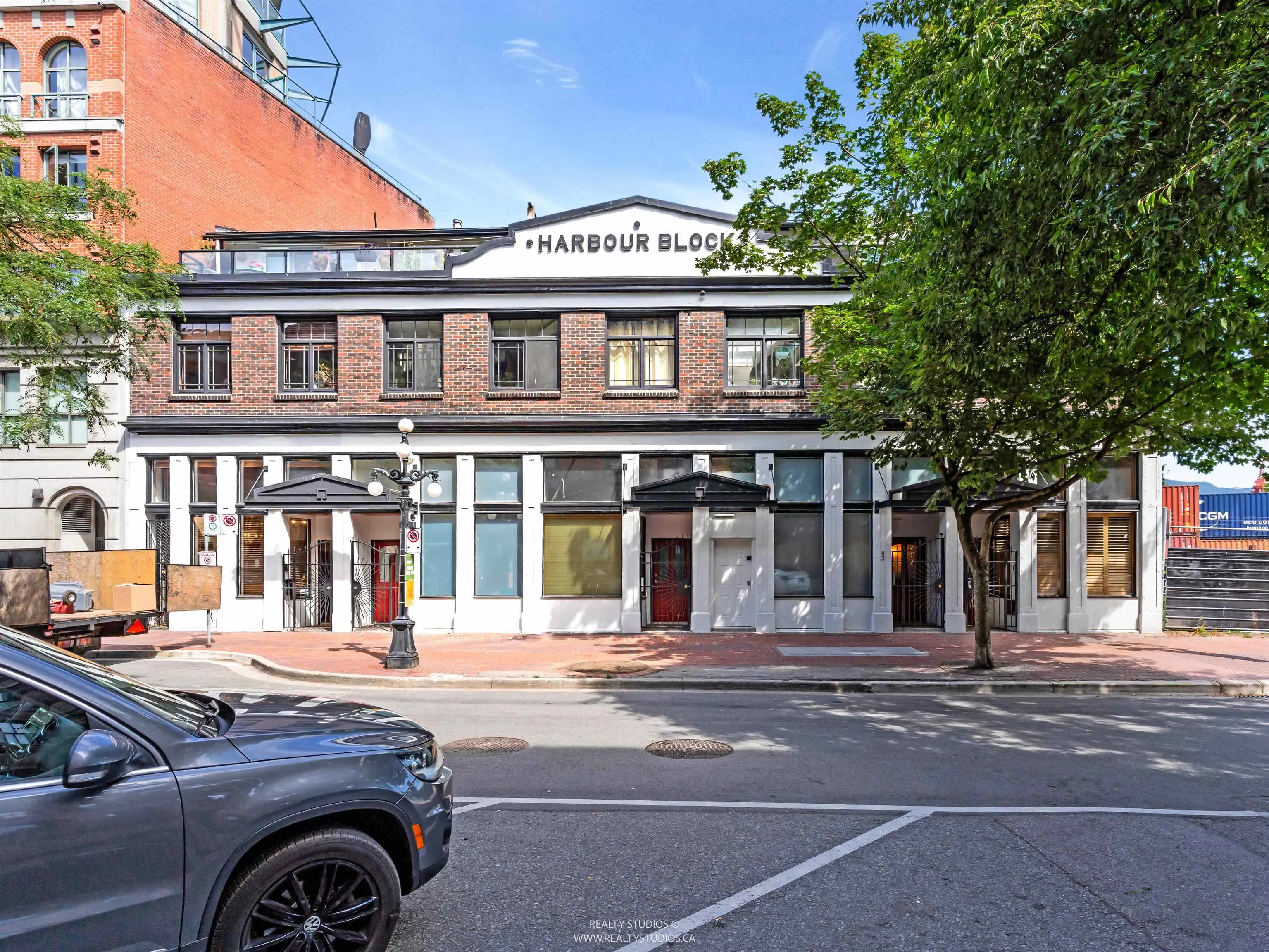 83 Alexander Street