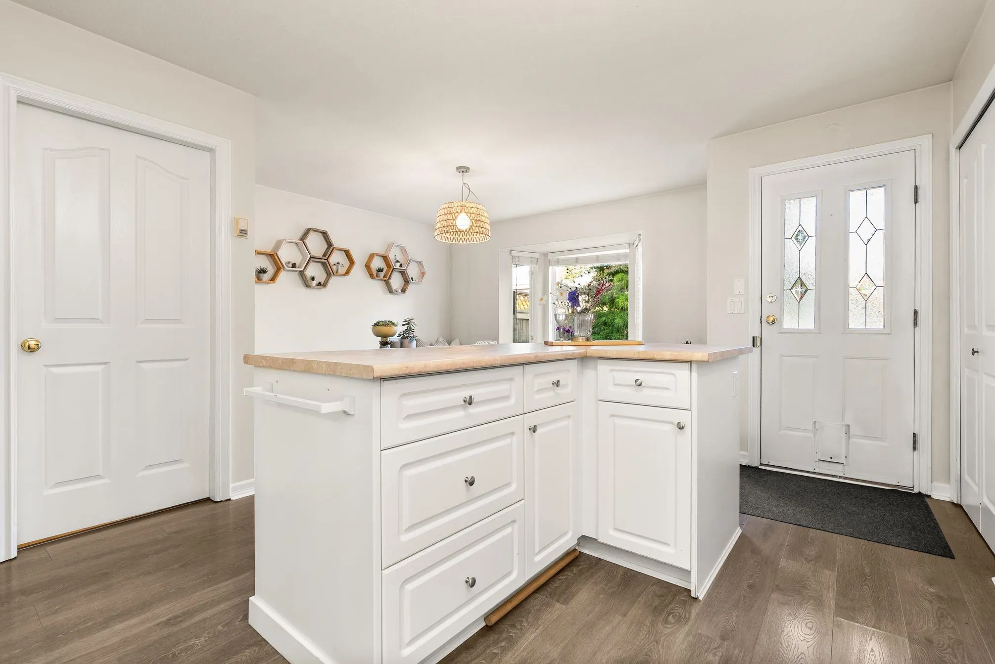 346 W 14th Street