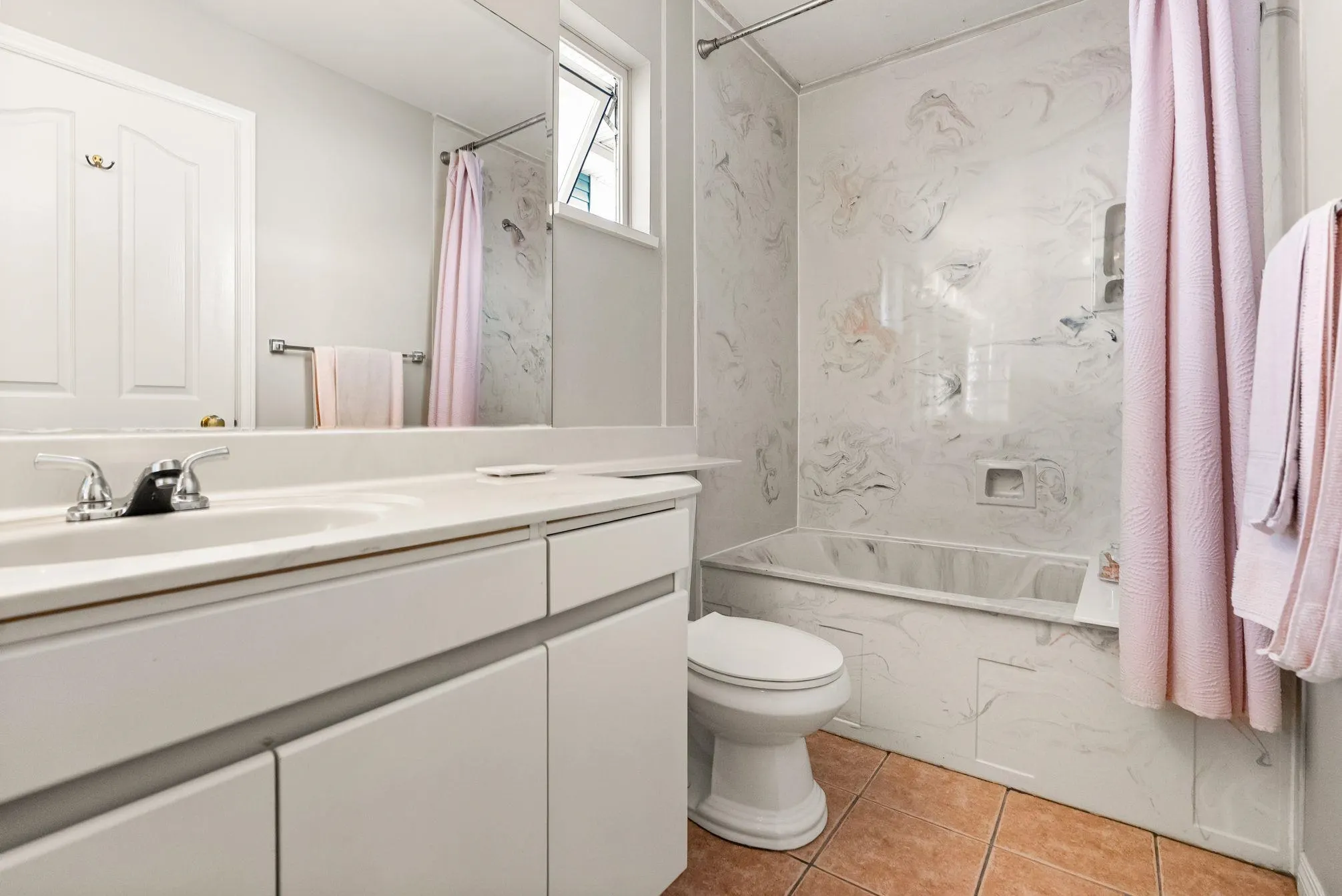 346 W 14th Street
