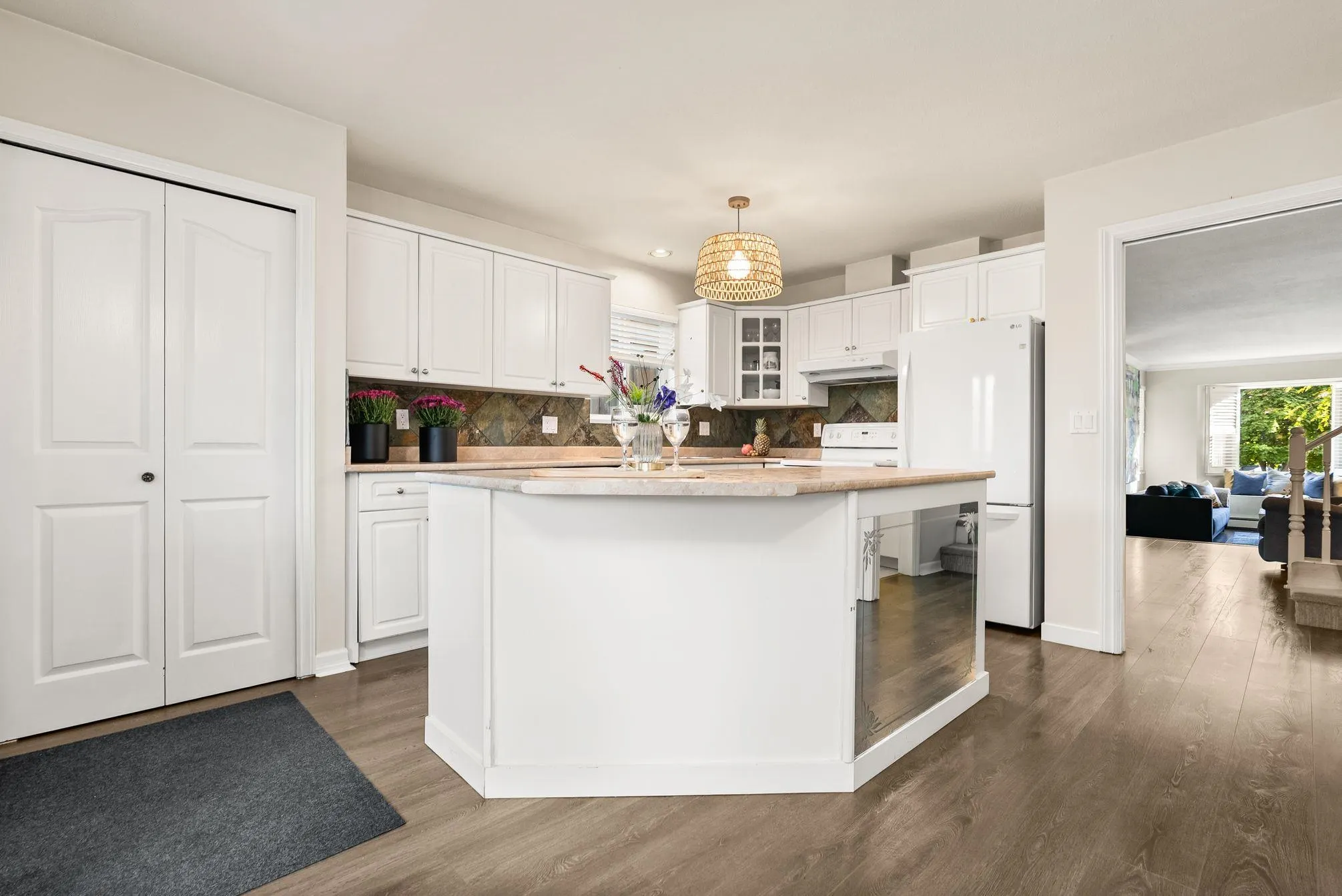 346 W 14th Street