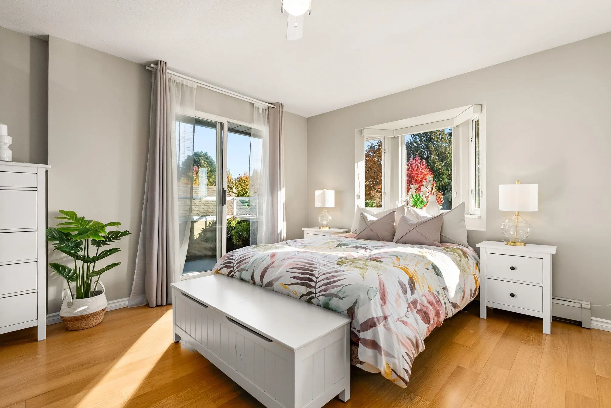 346 W 14th Street