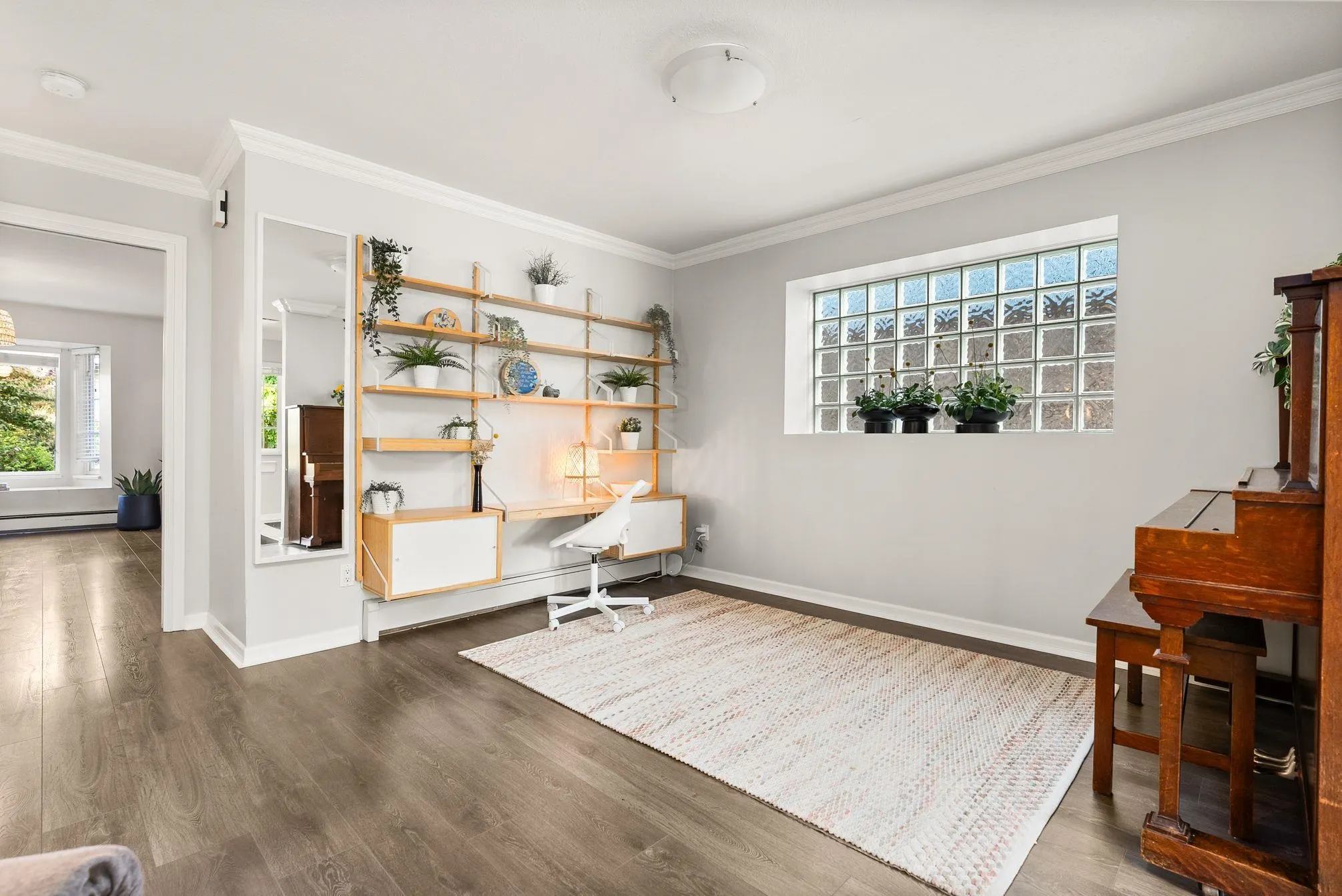346 W 14th Street