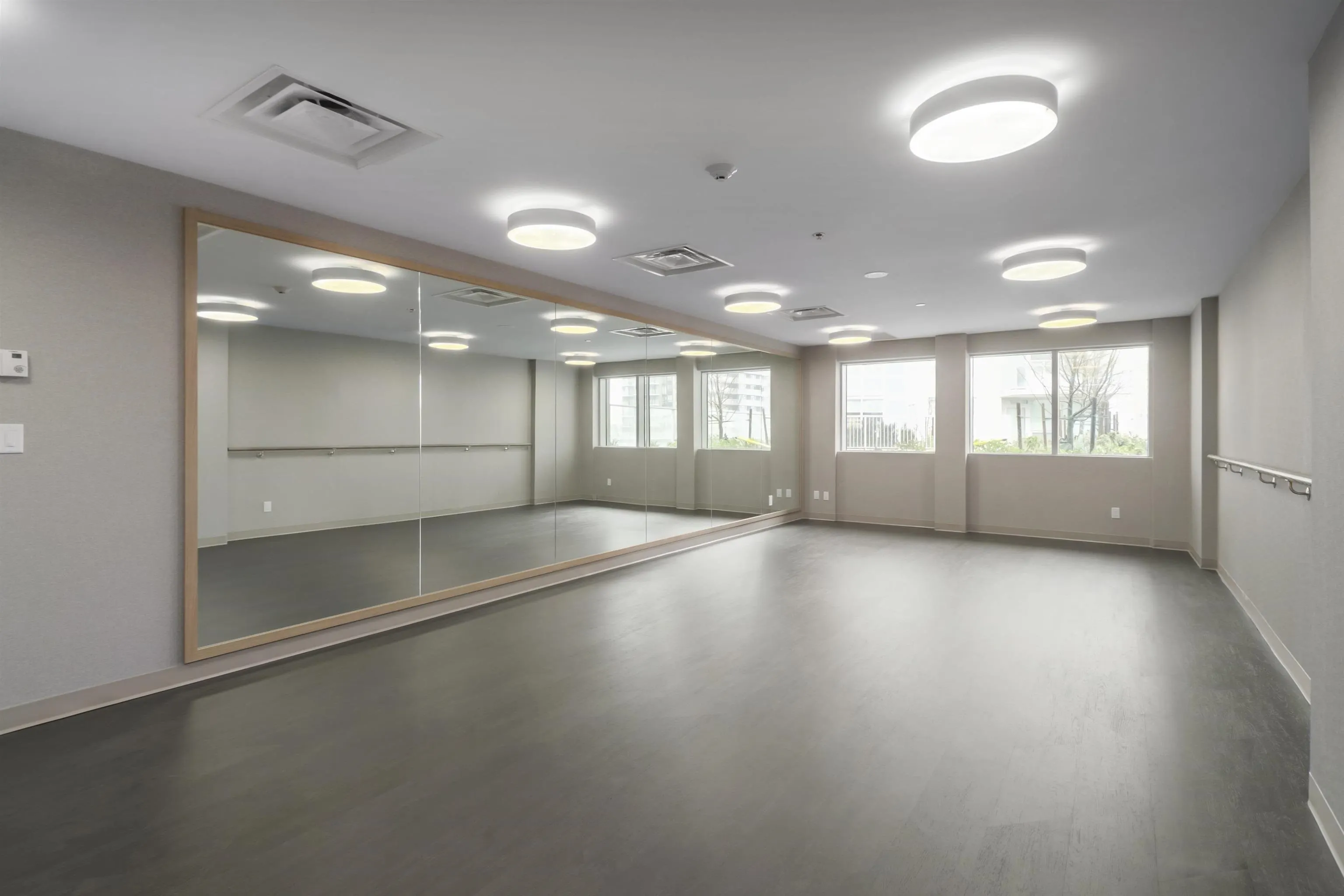 3202 908 Quayside Drive