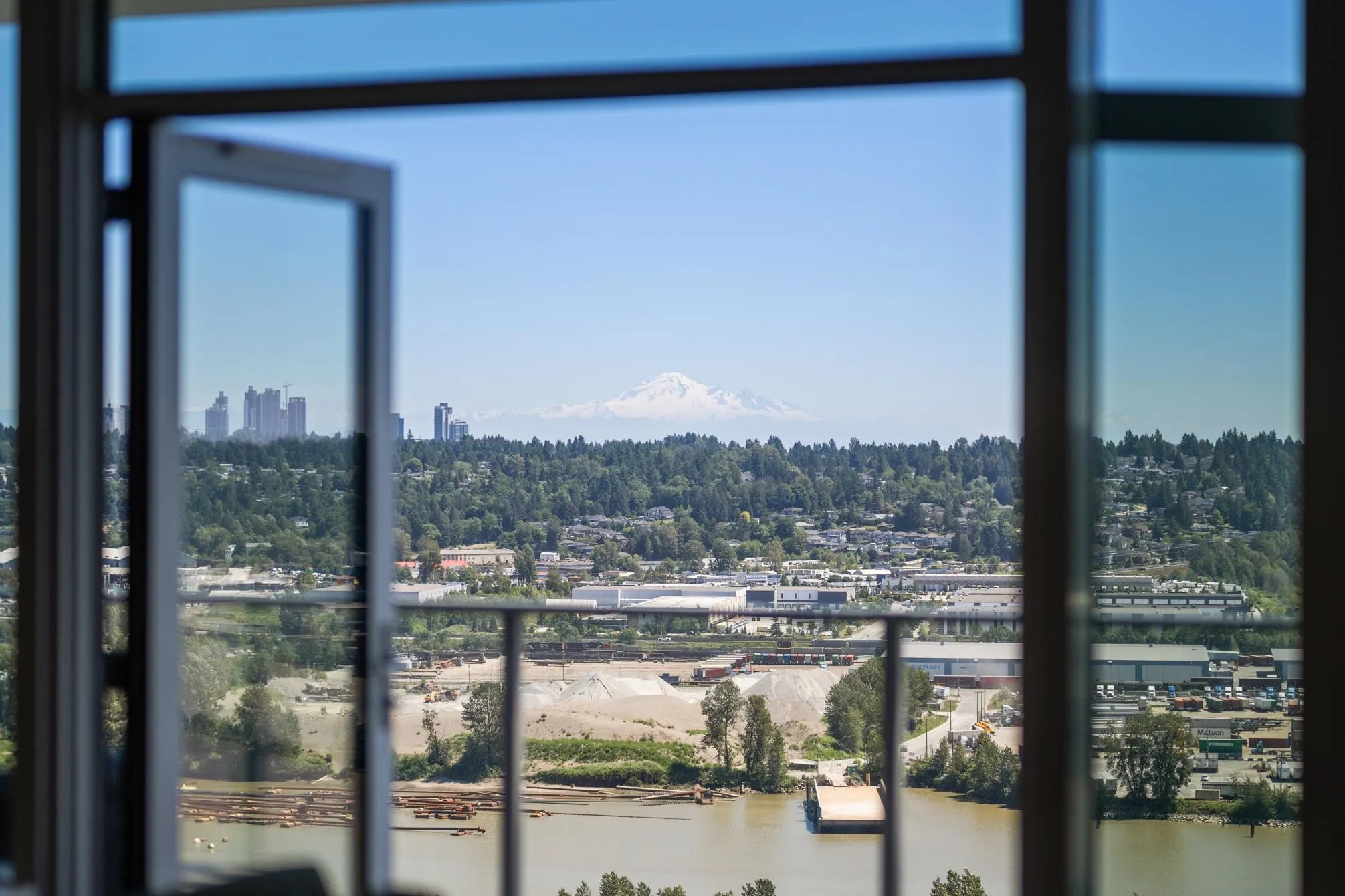 3202 908 Quayside Drive