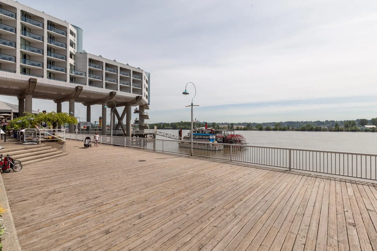 3202 908 Quayside Drive