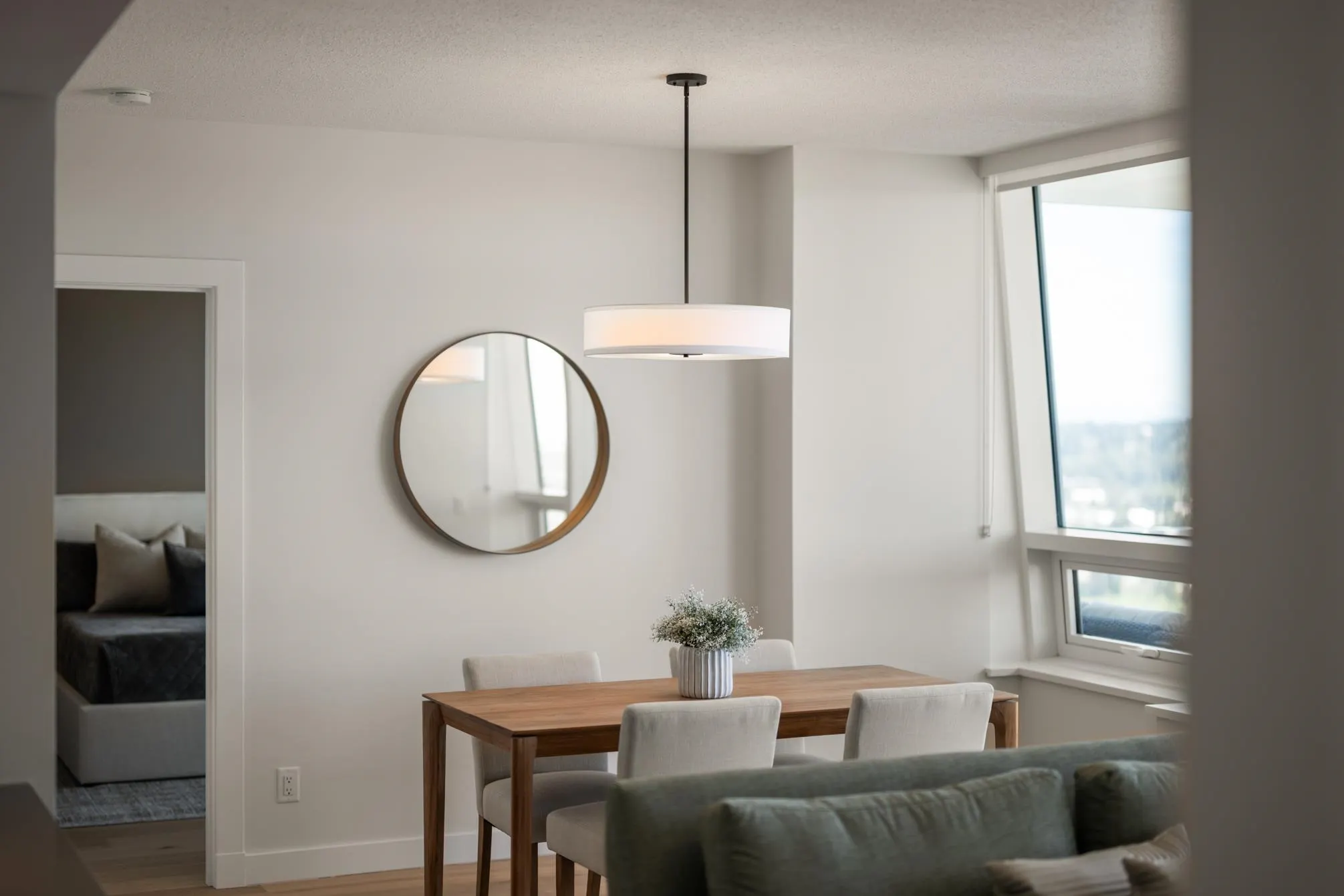 3202 908 Quayside Drive