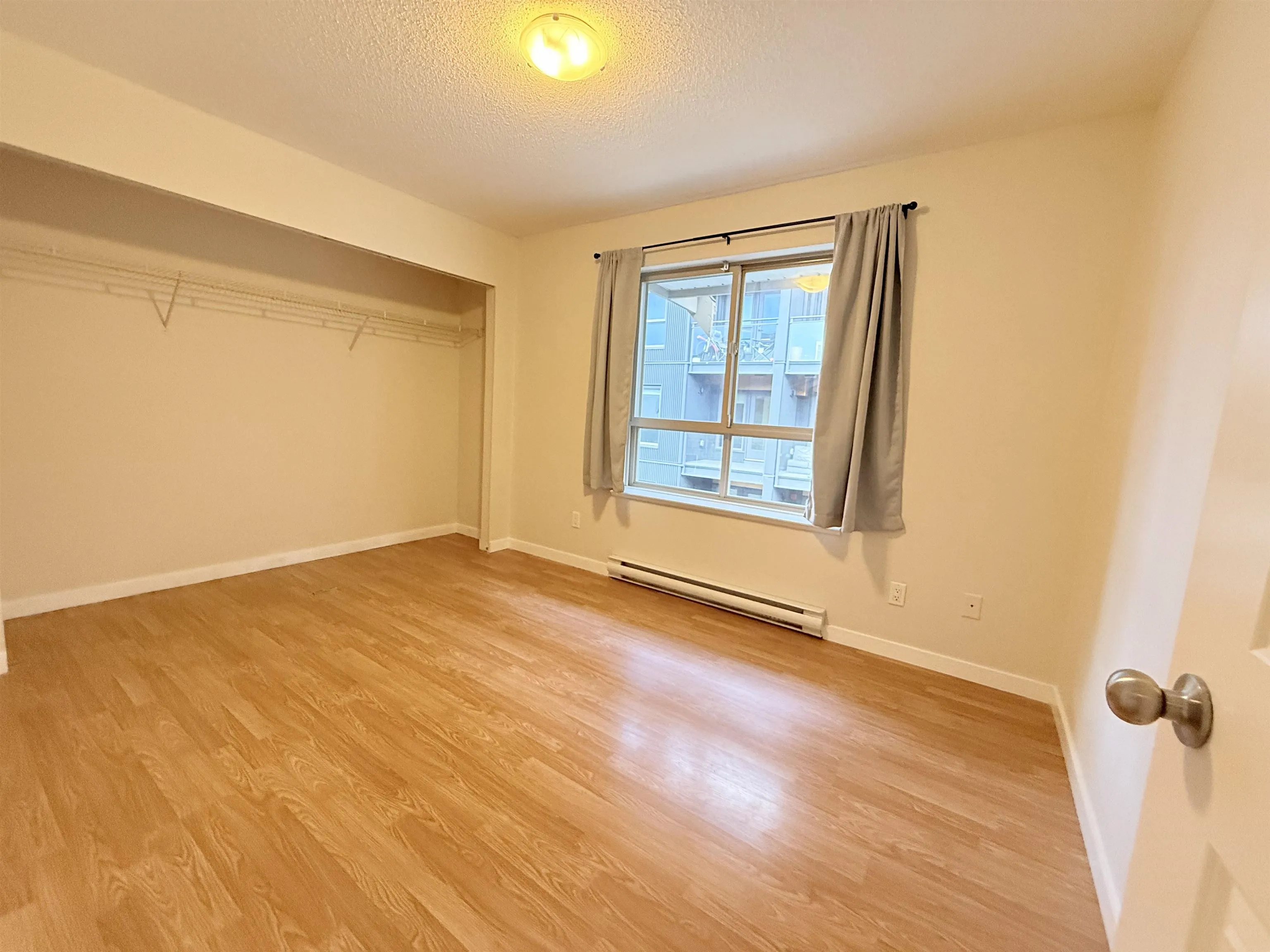 305 38003 Second Avenue