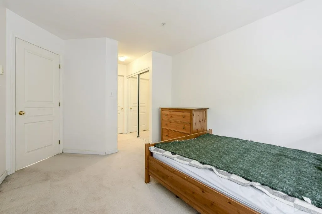 310 9979 140 Street