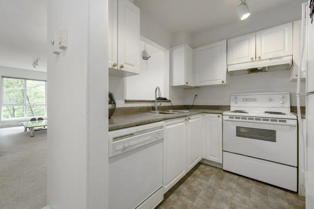310 9979 140 Street
