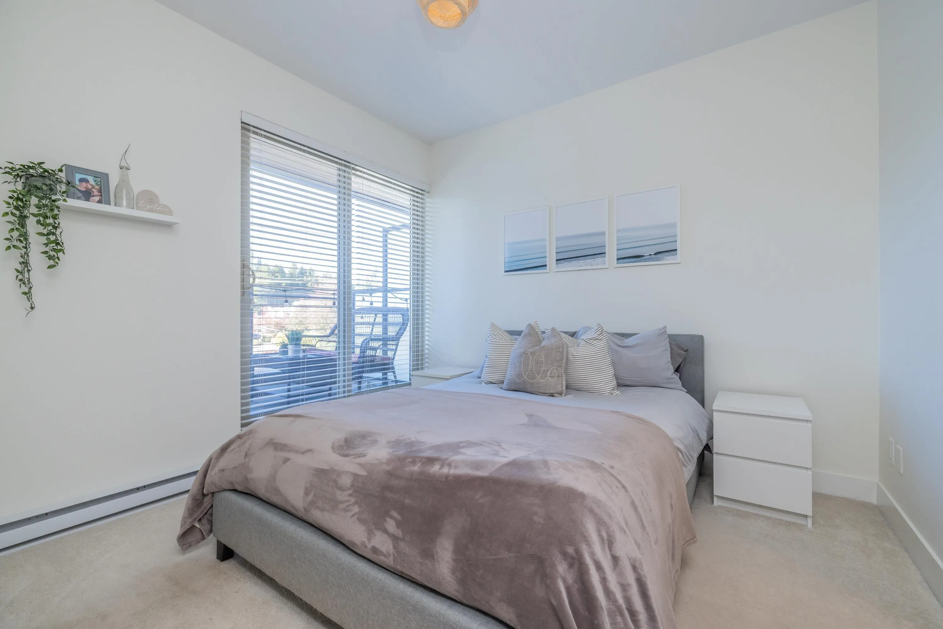 312 14022 North Bluff Road
